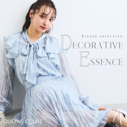 QUEENS COURT|立体的なデザインが春ムードを盛り上げる” BLOUSE SELECTION ”