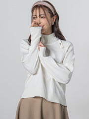 ハイネックキラキラボタンニット≪手洗い可能≫