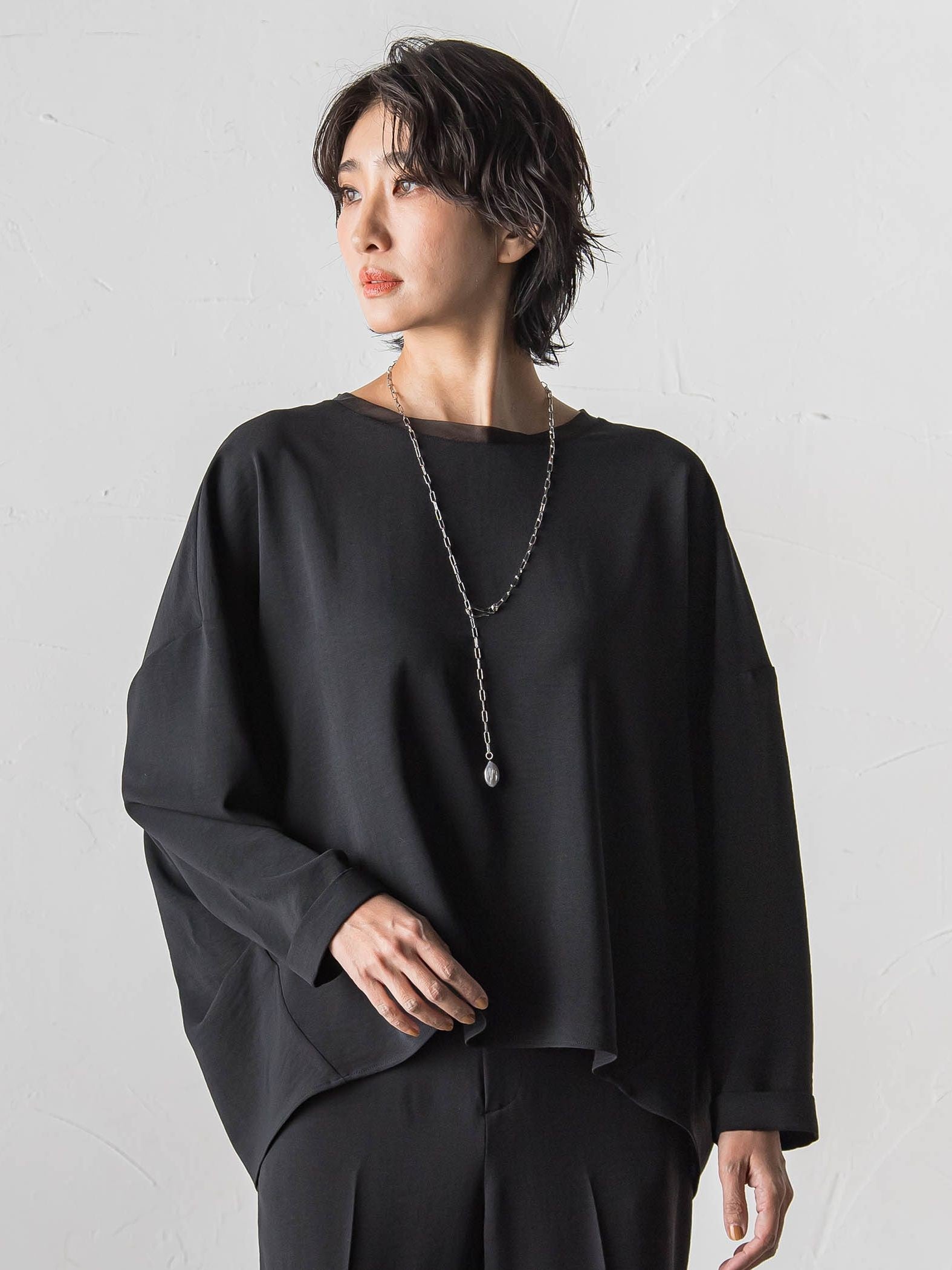 ハイストレッチカルゼブラウス