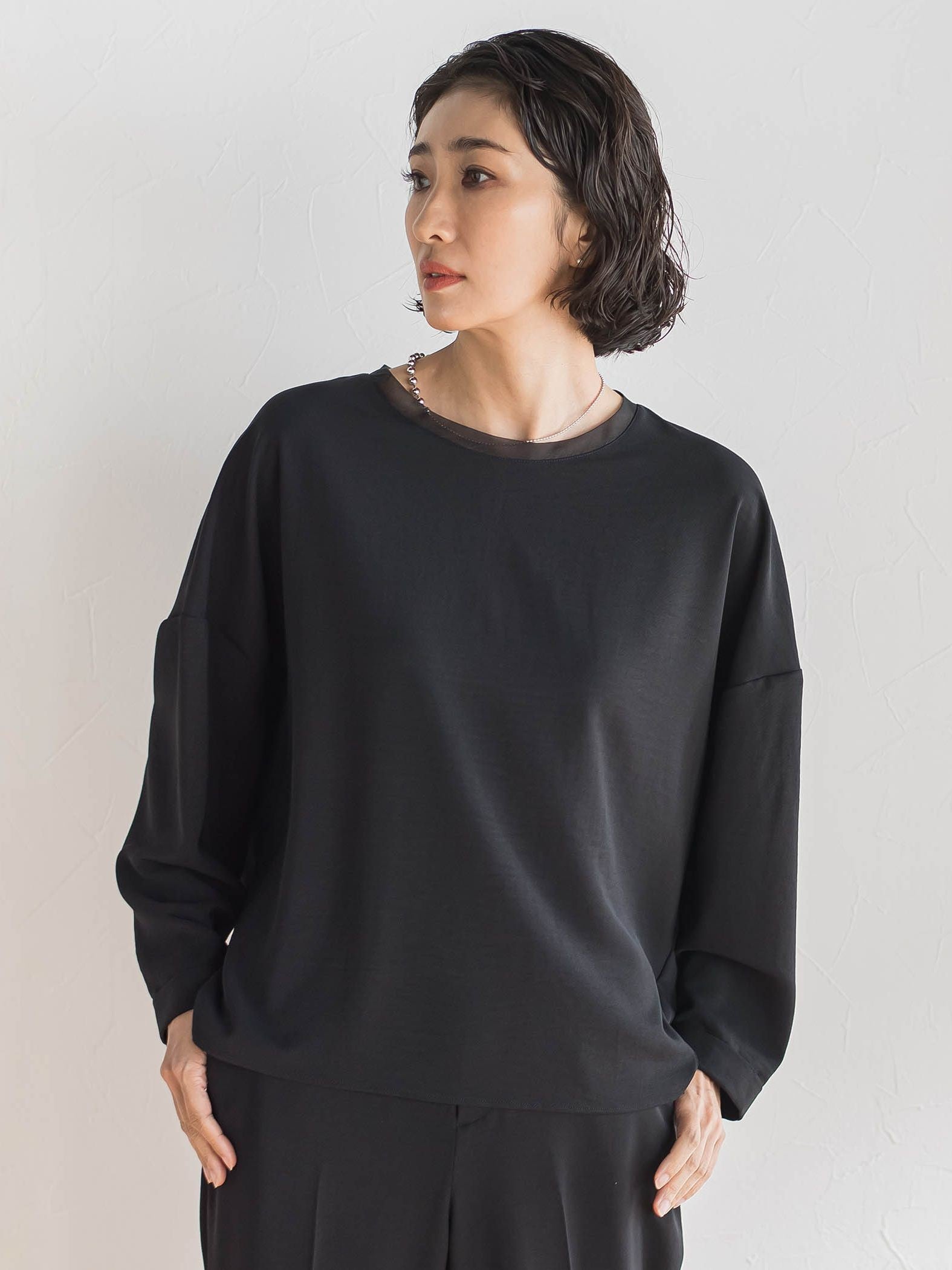 ハイストレッチカルゼブラウス