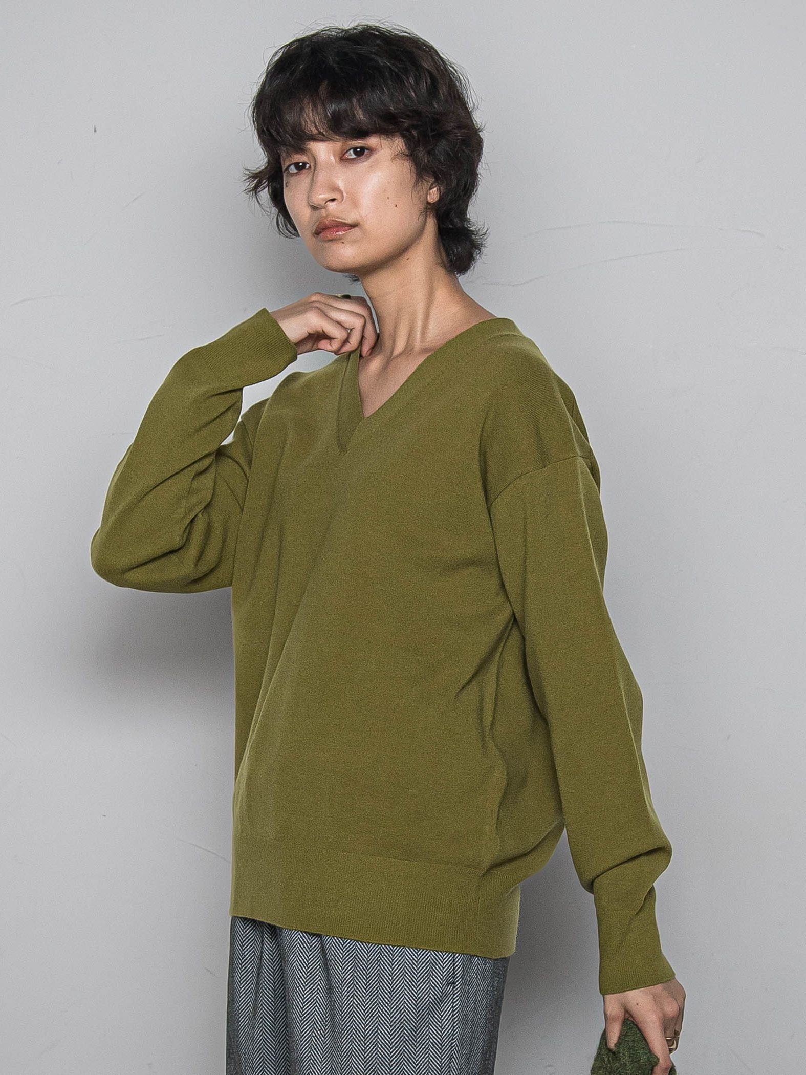 【ふわもち】Vネックニット≪洗濯機で洗える≫