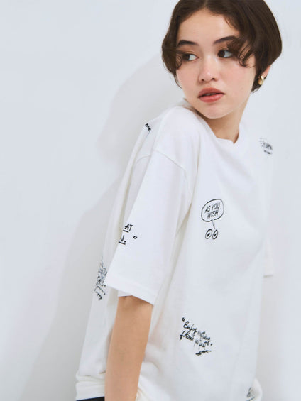 落書き刺繍Tシャツ≪洗濯機で洗える≫
