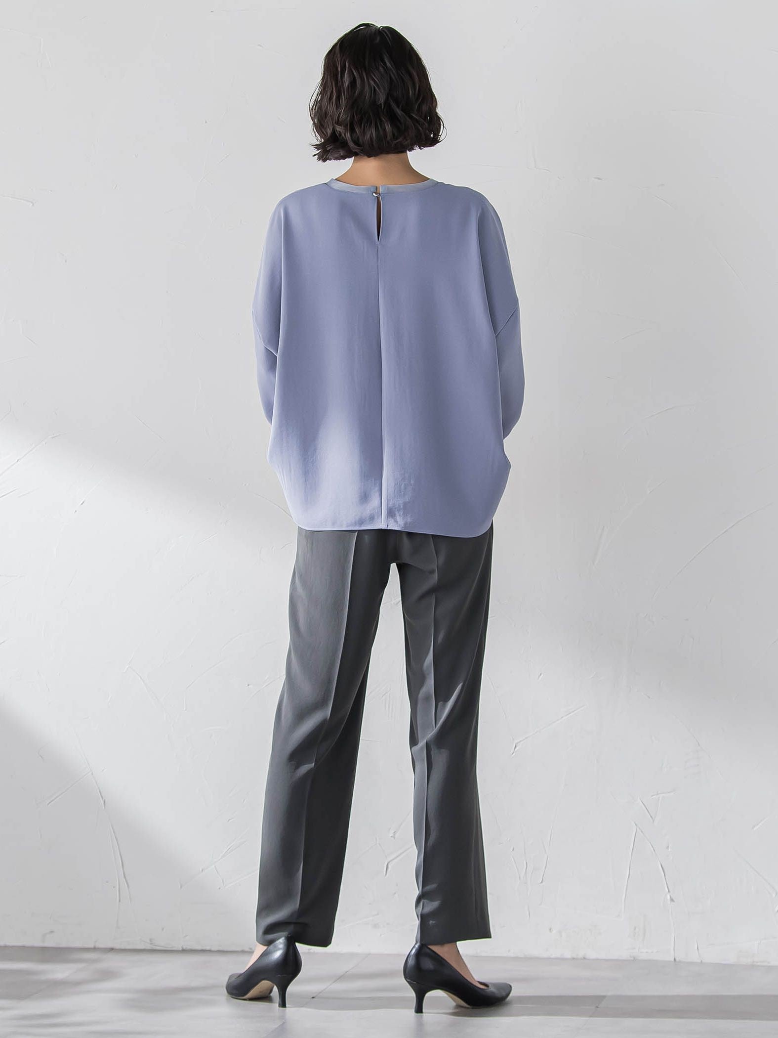 ハイストレッチカルゼブラウス