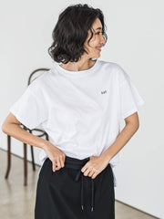 【J Lounge限定】la.f...ロゴTシャツ≪手洗い可能≫