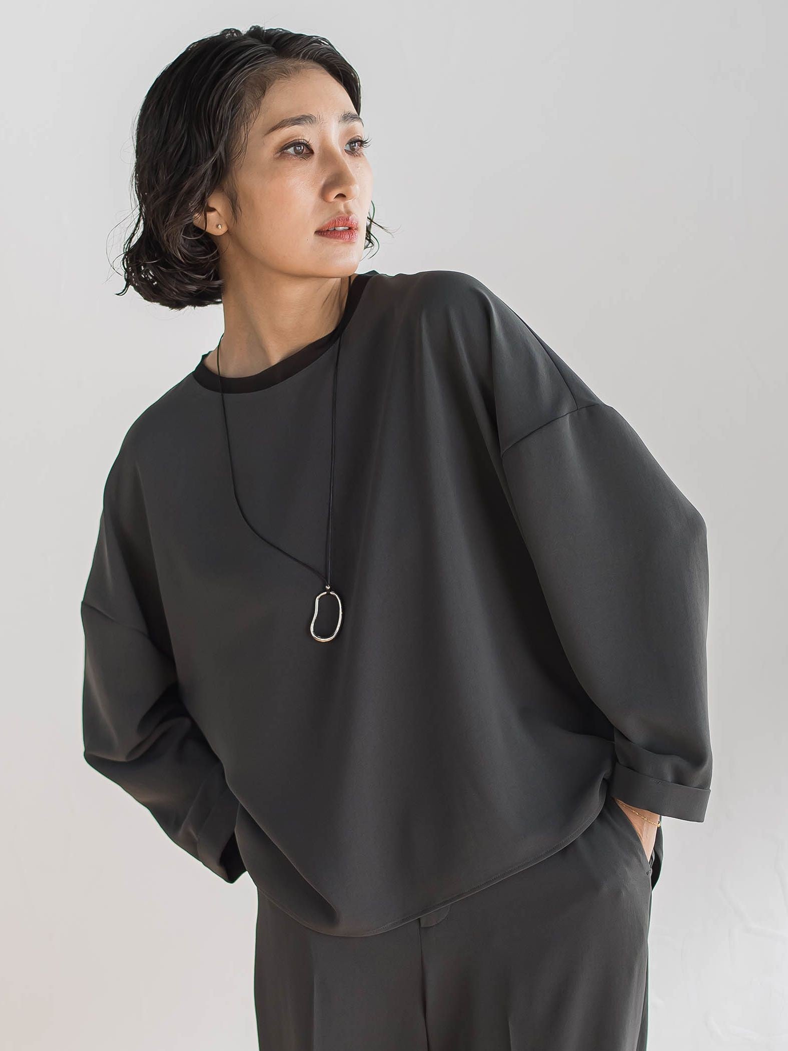 ハイストレッチカルゼブラウス