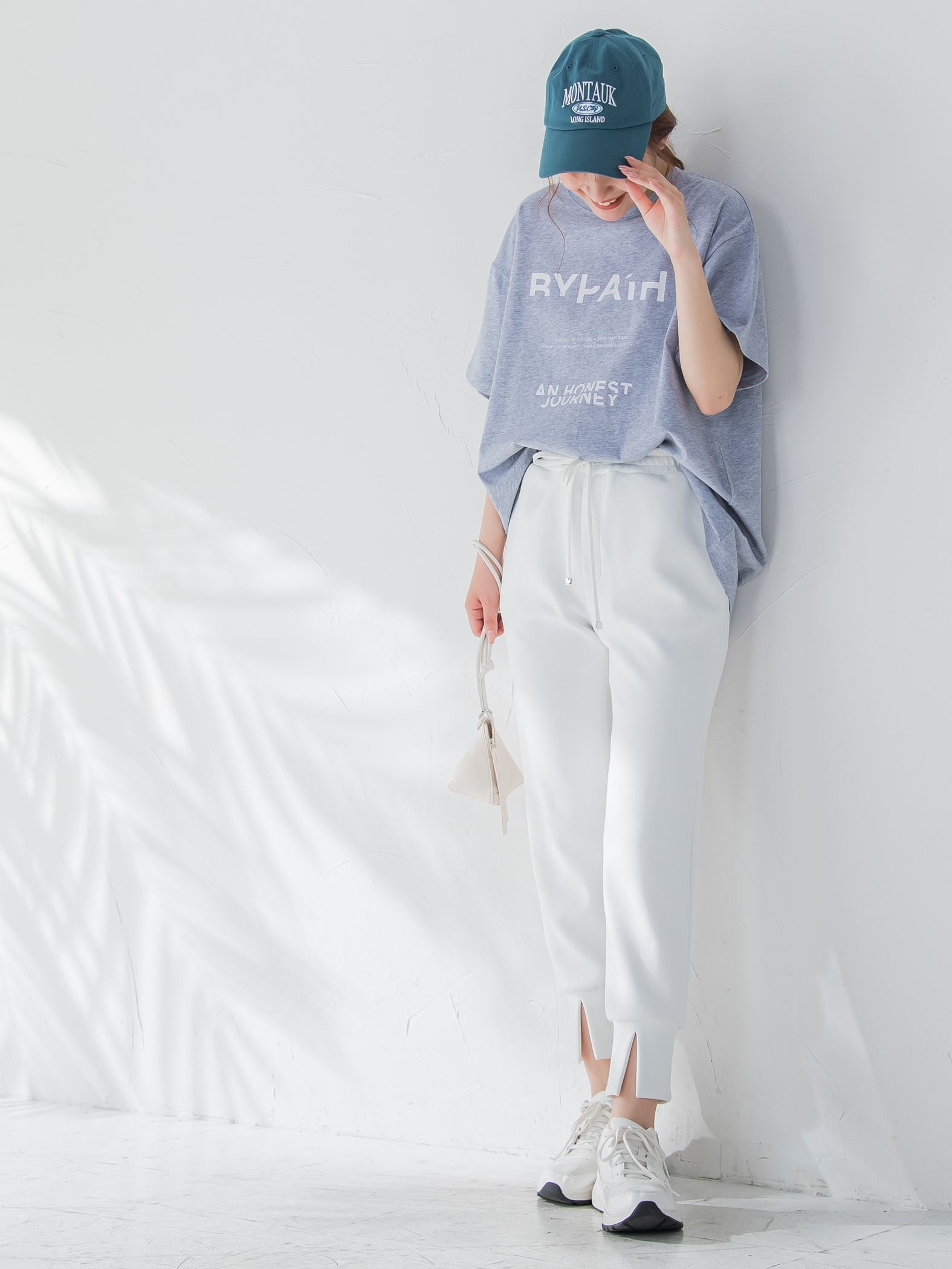 【ビッキー定番/ロングシーズン大活躍の多機能素材/L号サイズ登場!】裾スリットジョガーパンツ《洗濯機で洗える》