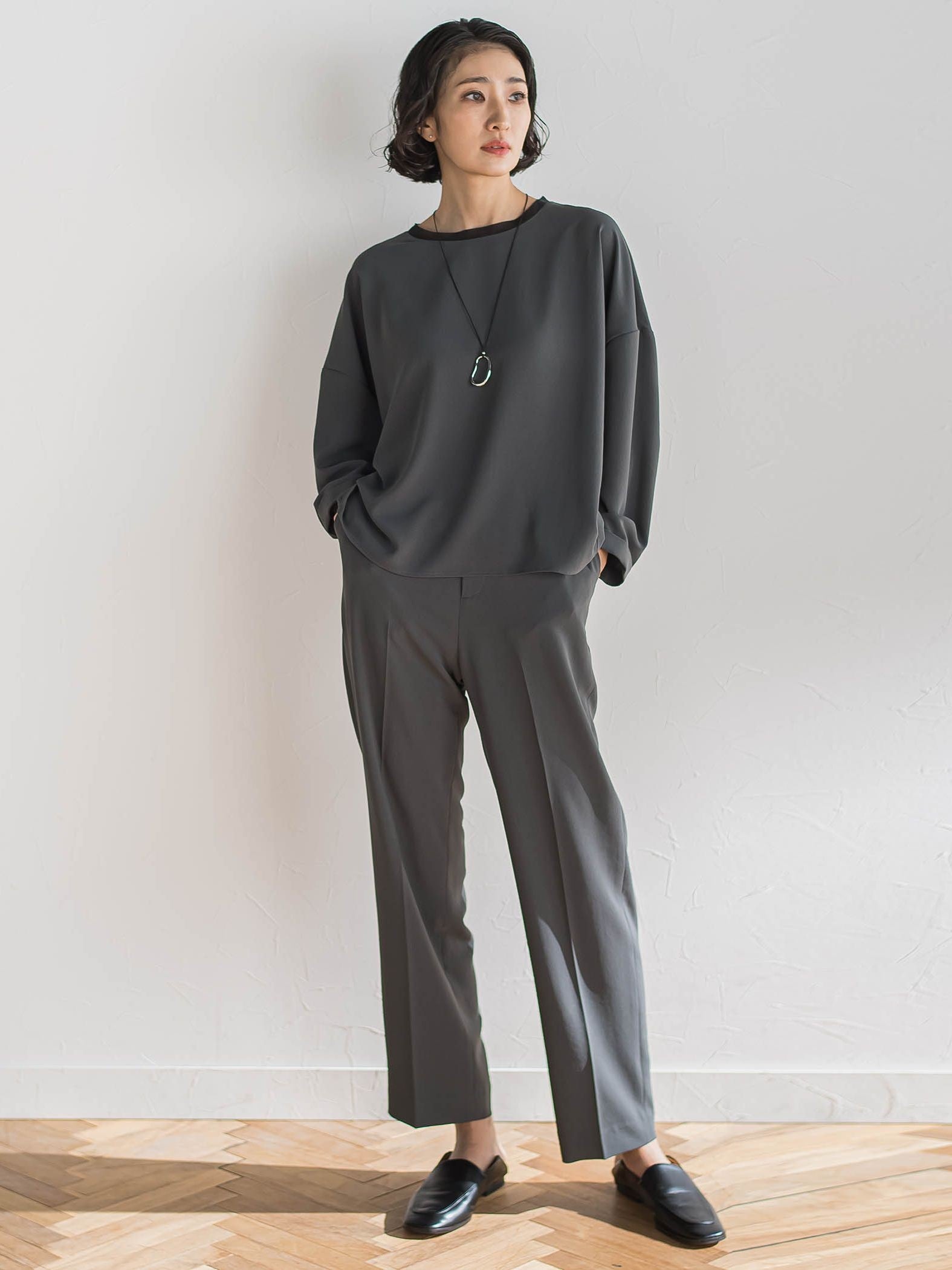 ハイストレッチカルゼブラウス