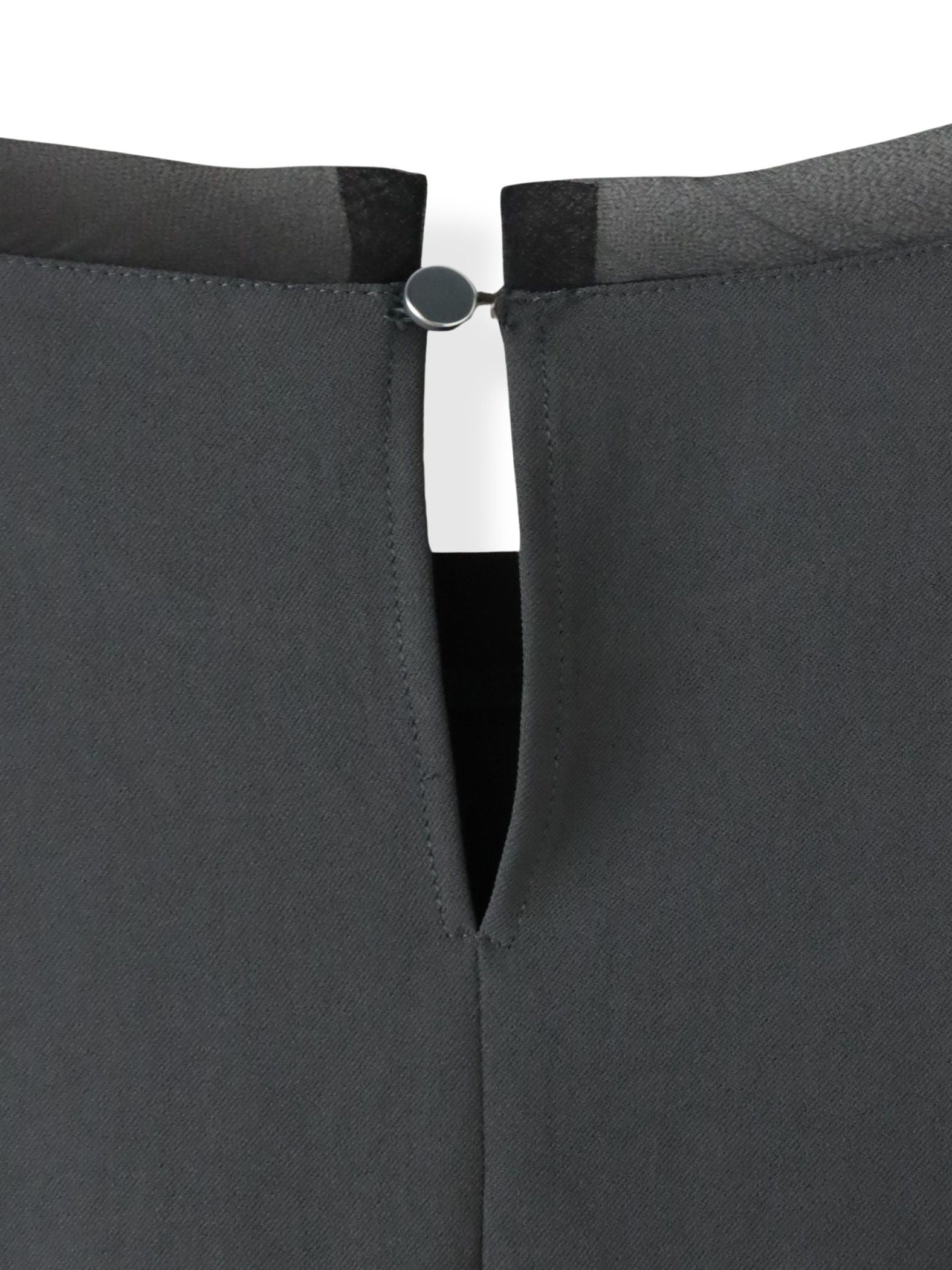 ハイストレッチカルゼブラウス