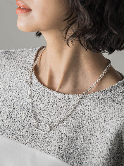 チェーンネックレス