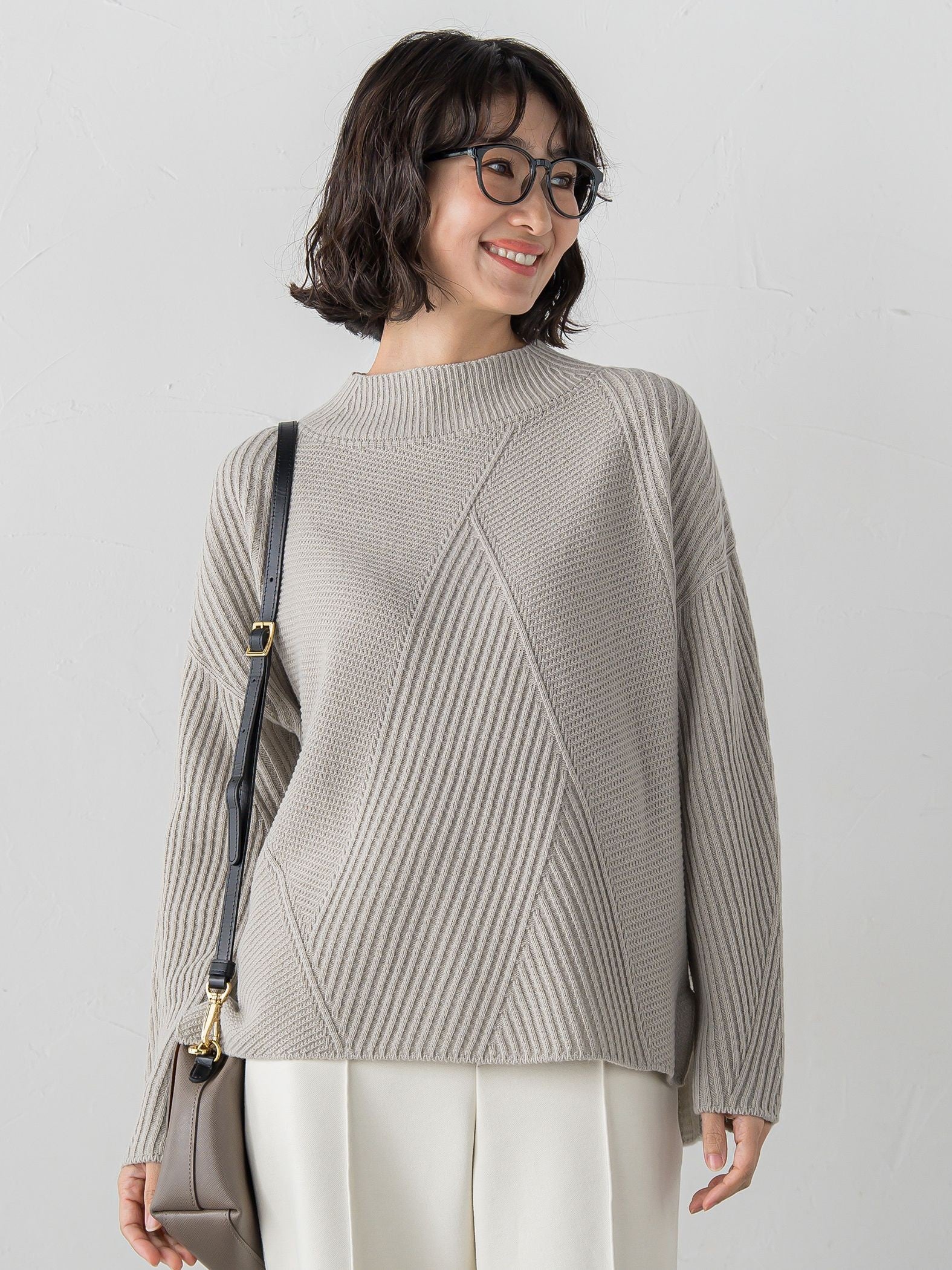 ヘリンボーンニット