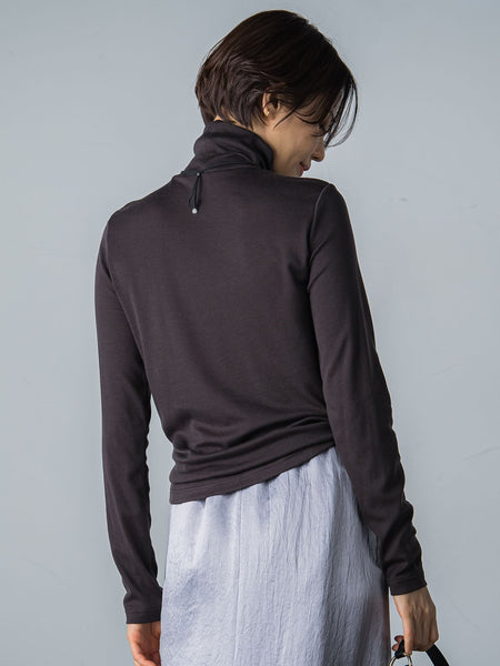 【WEB限定】吸湿発熱 タートルカットソー≪蓄熱保温/洗える≫
