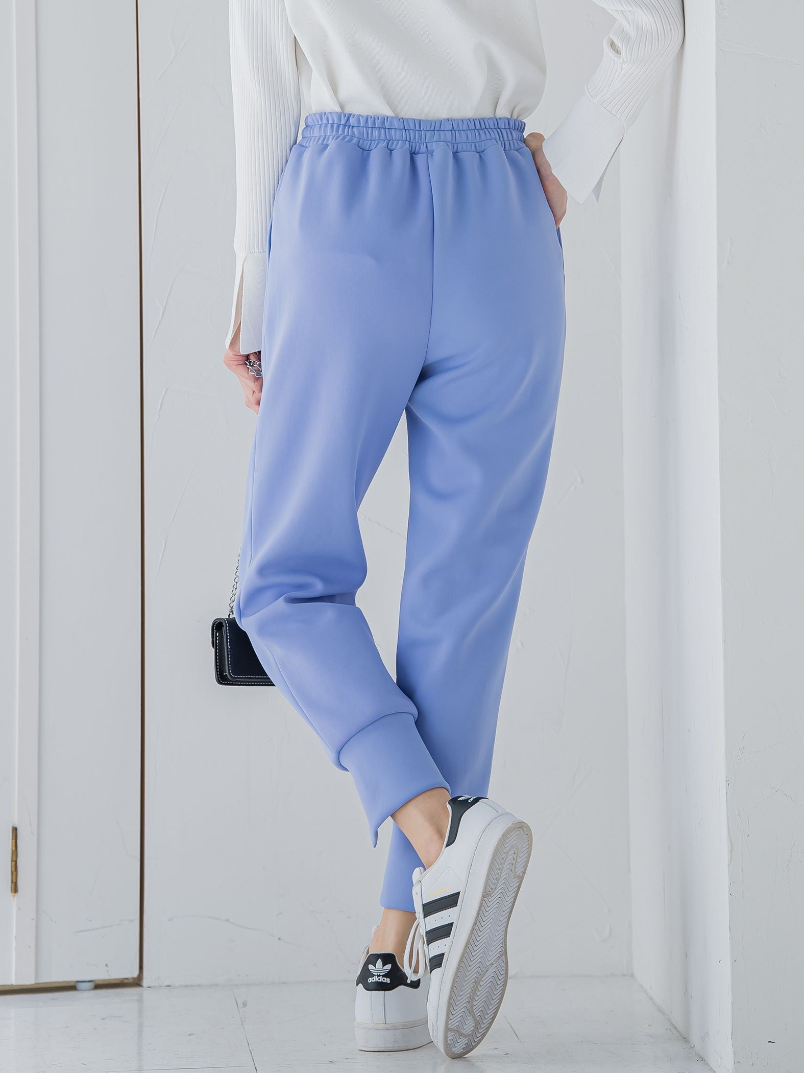 【ビッキー定番/ロングシーズン大活躍の多機能素材/L号サイズ登場!】裾スリットジョガーパンツ《洗濯機で洗える》