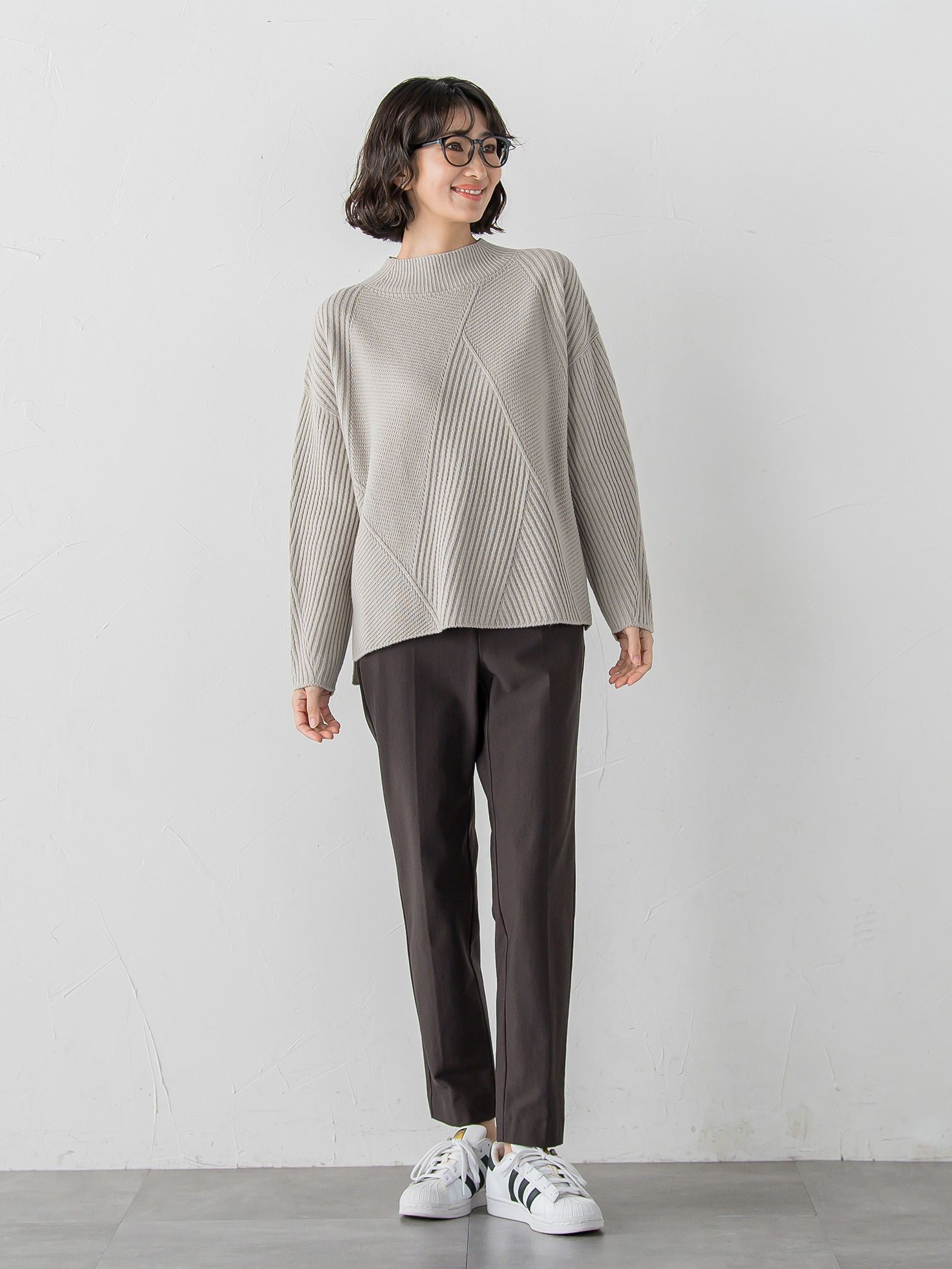 ヘリンボーンニット