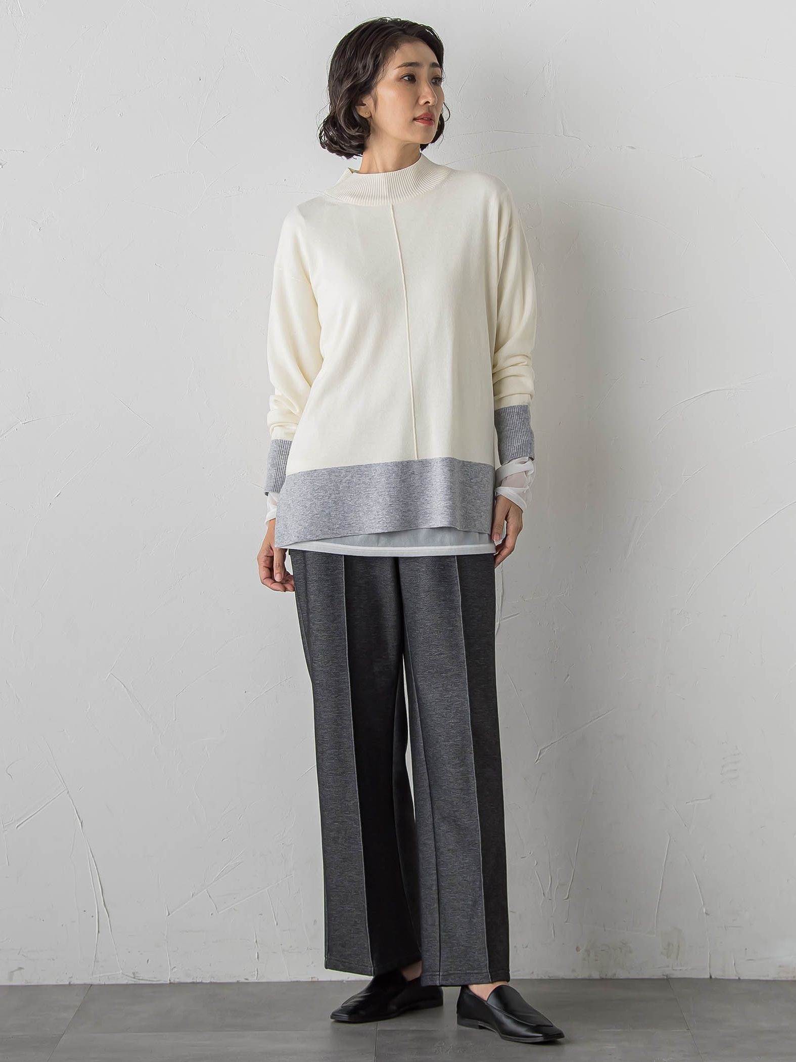 ファインウールハイネックニット