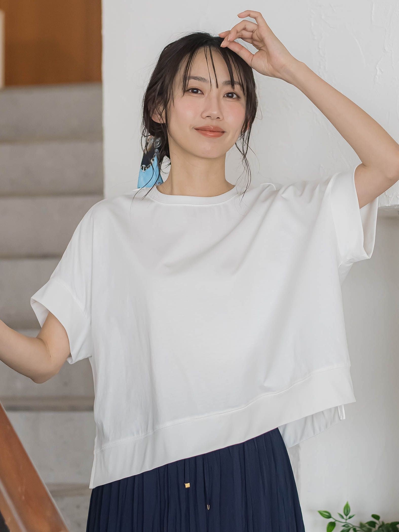 クロップドカットソー