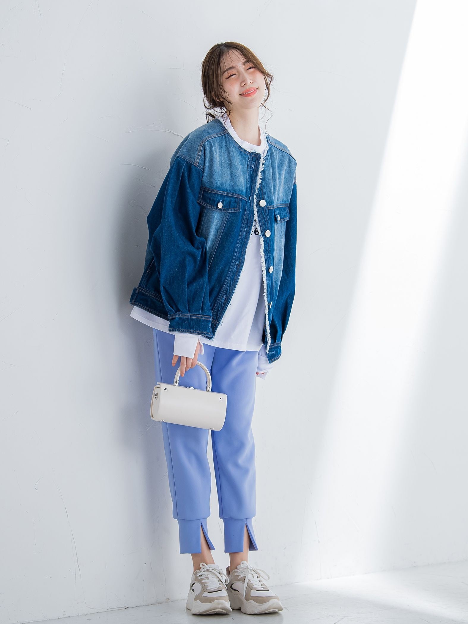 【ビッキー定番/ロングシーズン大活躍の多機能素材/L号サイズ登場!】裾スリットジョガーパンツ《洗濯機で洗える》