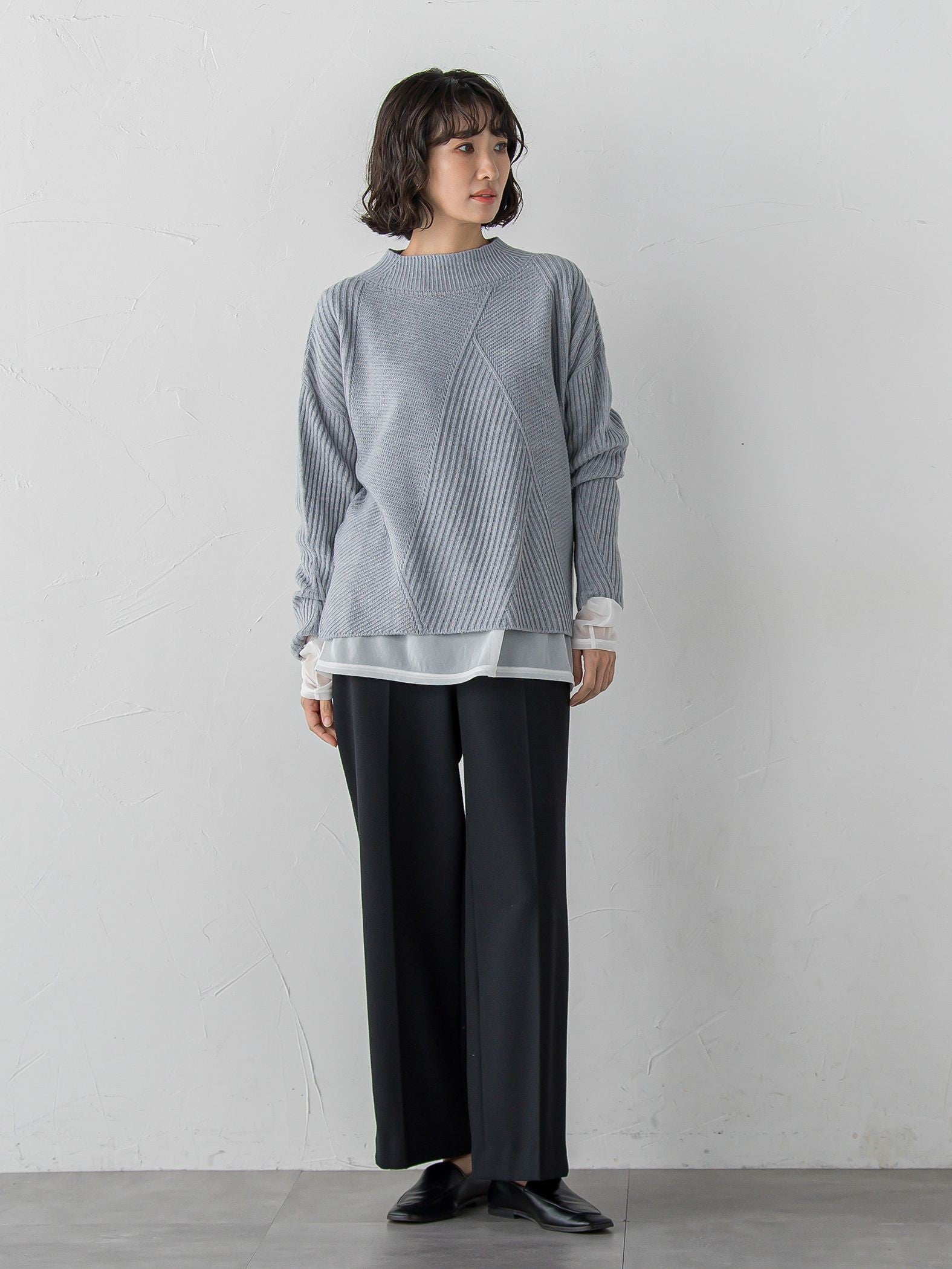 ヘリンボーンニット