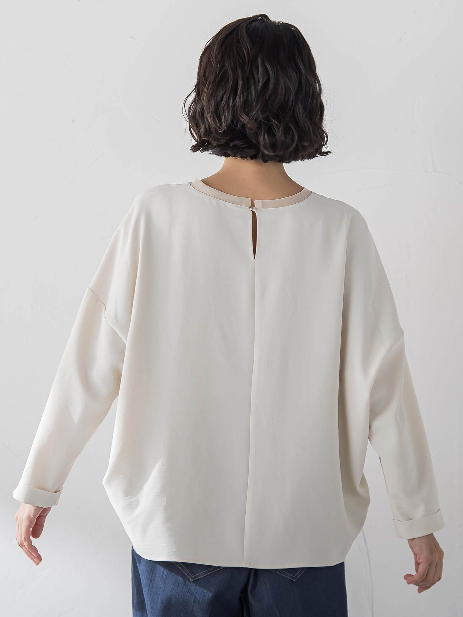 ハイストレッチカルゼブラウス