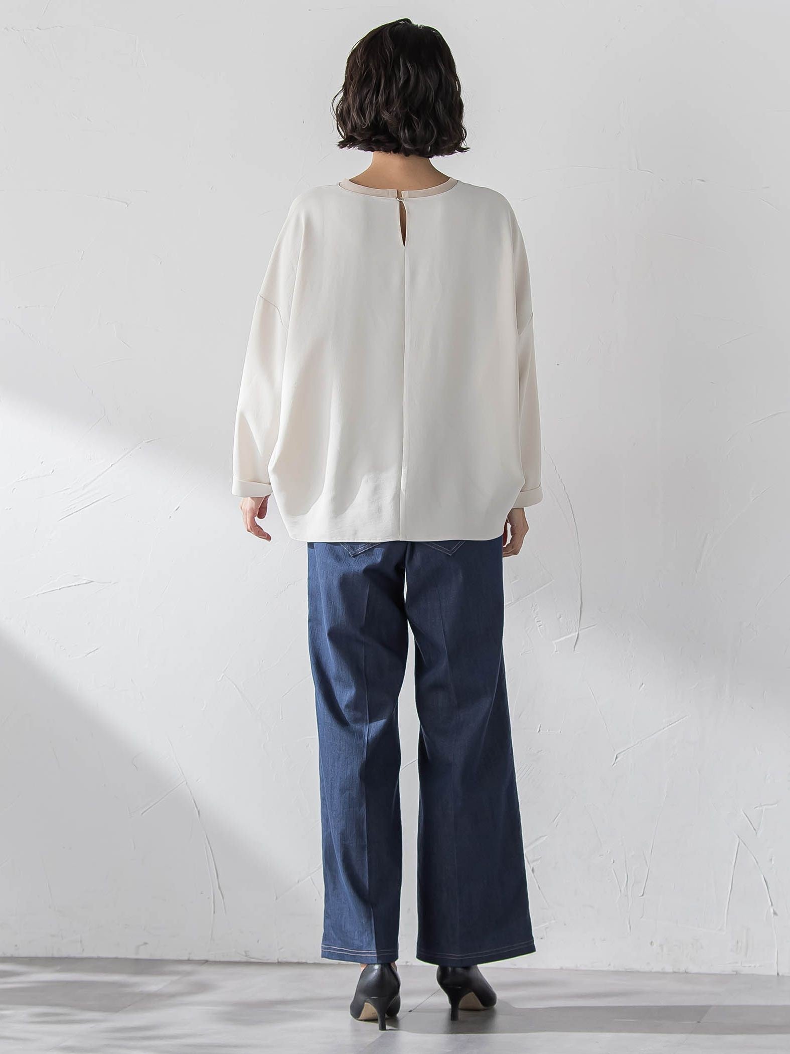 ハイストレッチカルゼブラウス