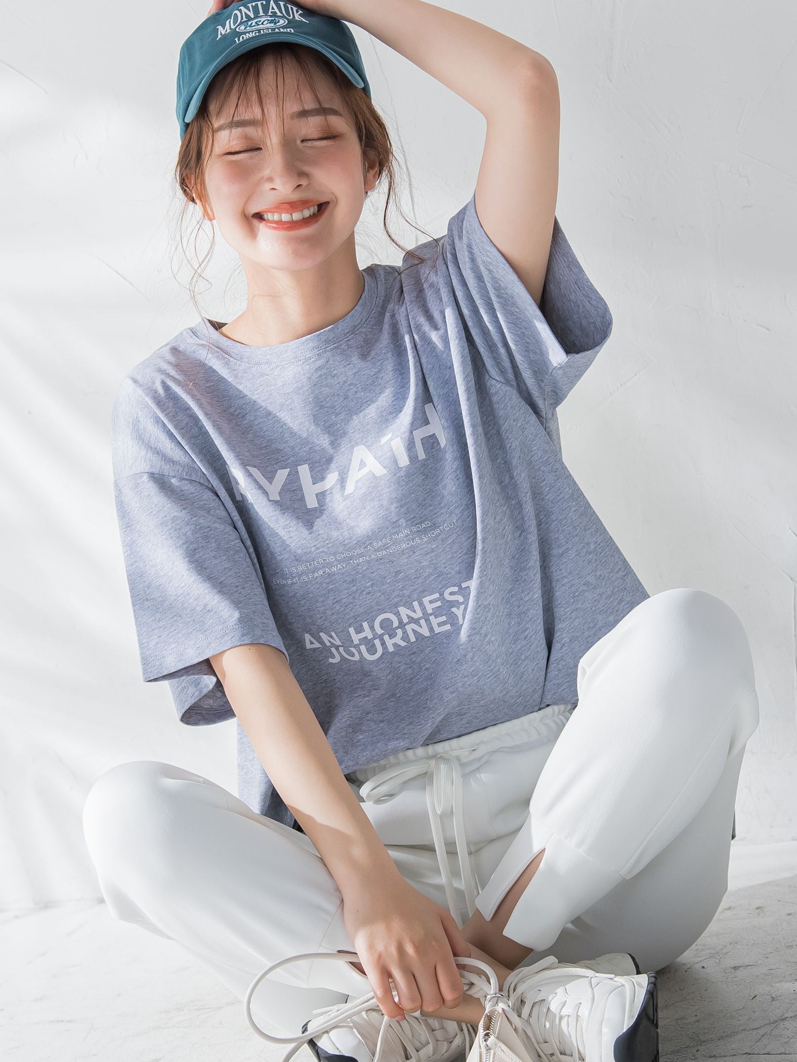 【大人も取り入れやすい1枚】アブストラクトカラーTシャツ《洗濯機で洗える》