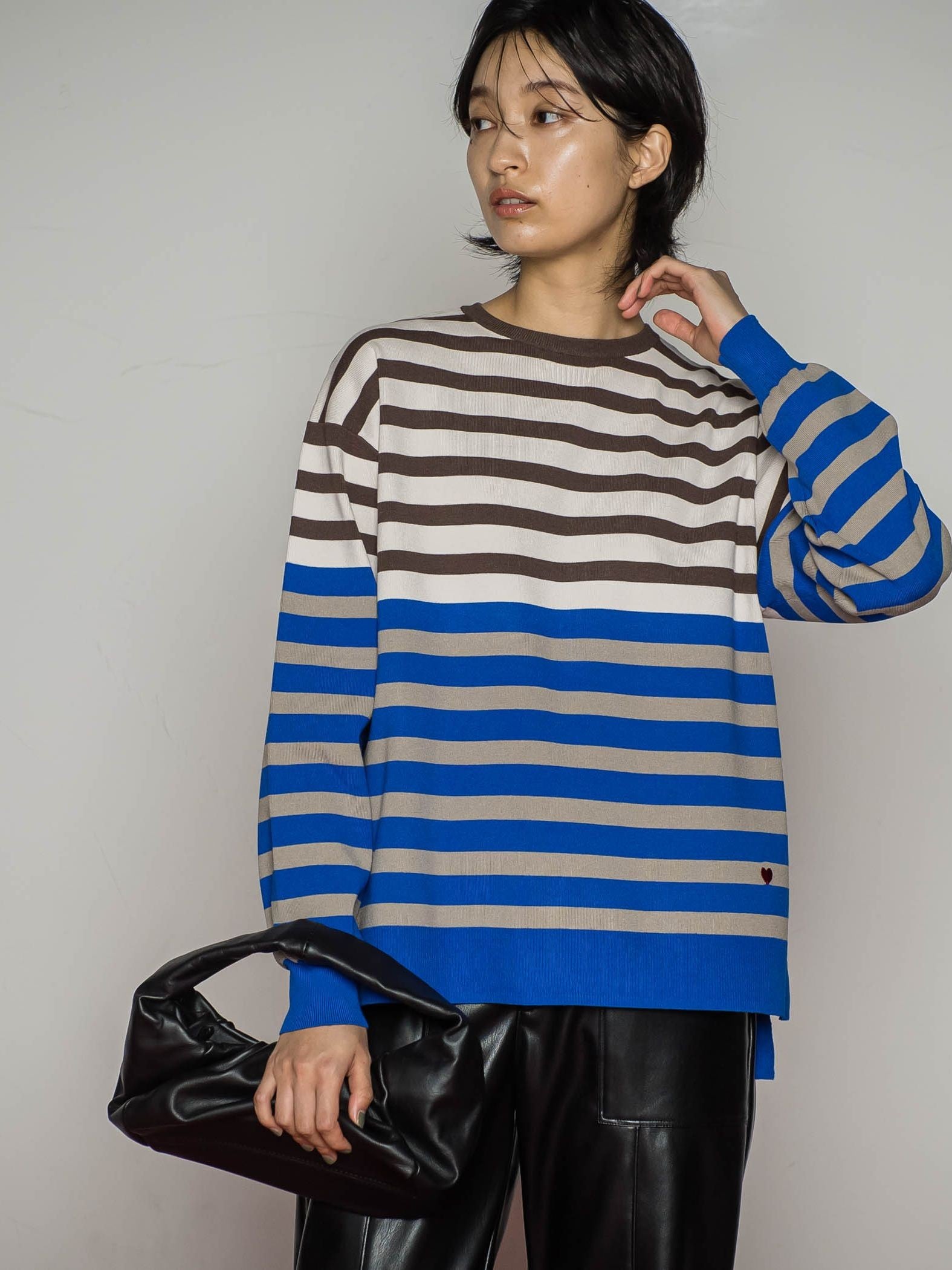 【BIOGRACE】ハート刺繍スウェットライクニットプルオーバー≪手洗い可能≫