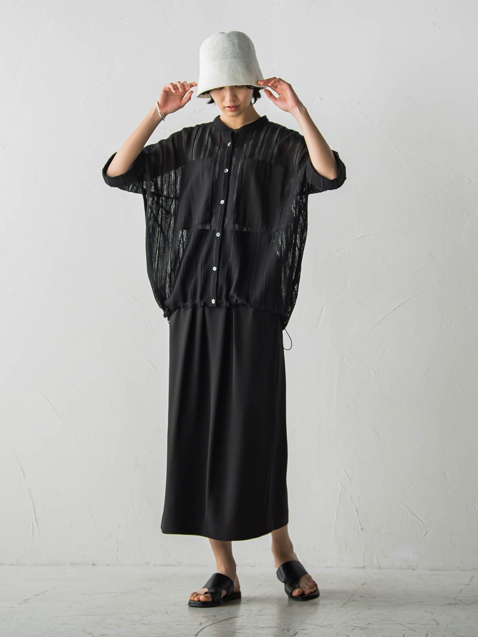 メッシュレースドルマンシャツ