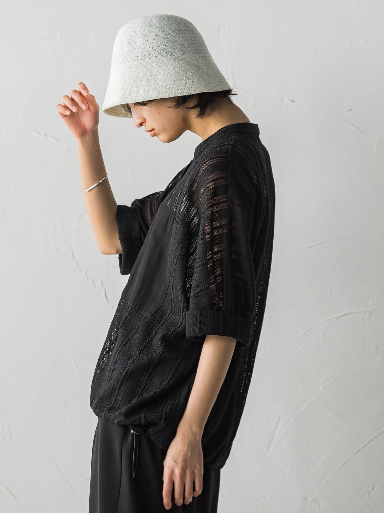 メッシュレースドルマンシャツ
