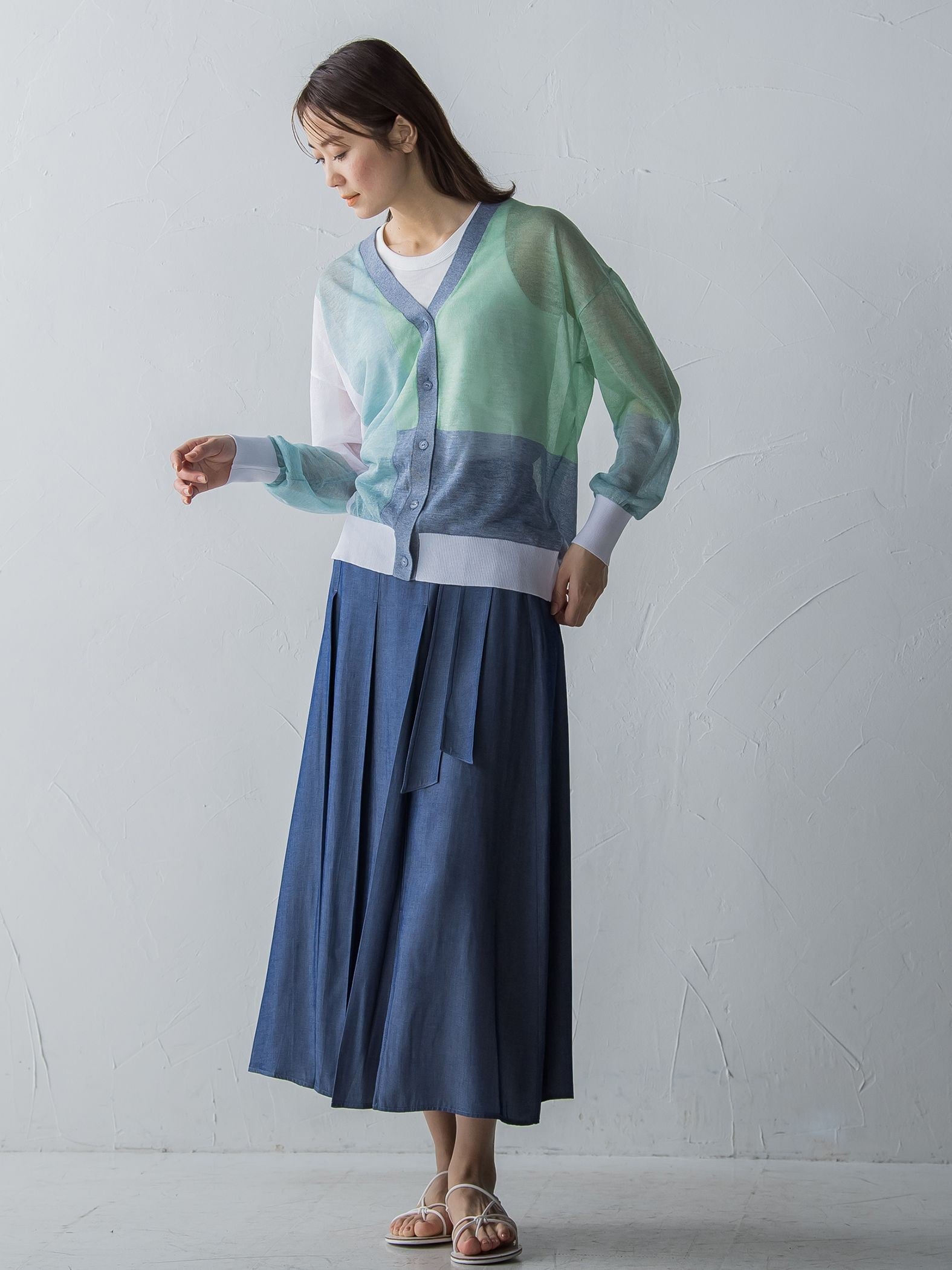 LEVITAブロッキングシアーカーディガン≪手洗い可能≫