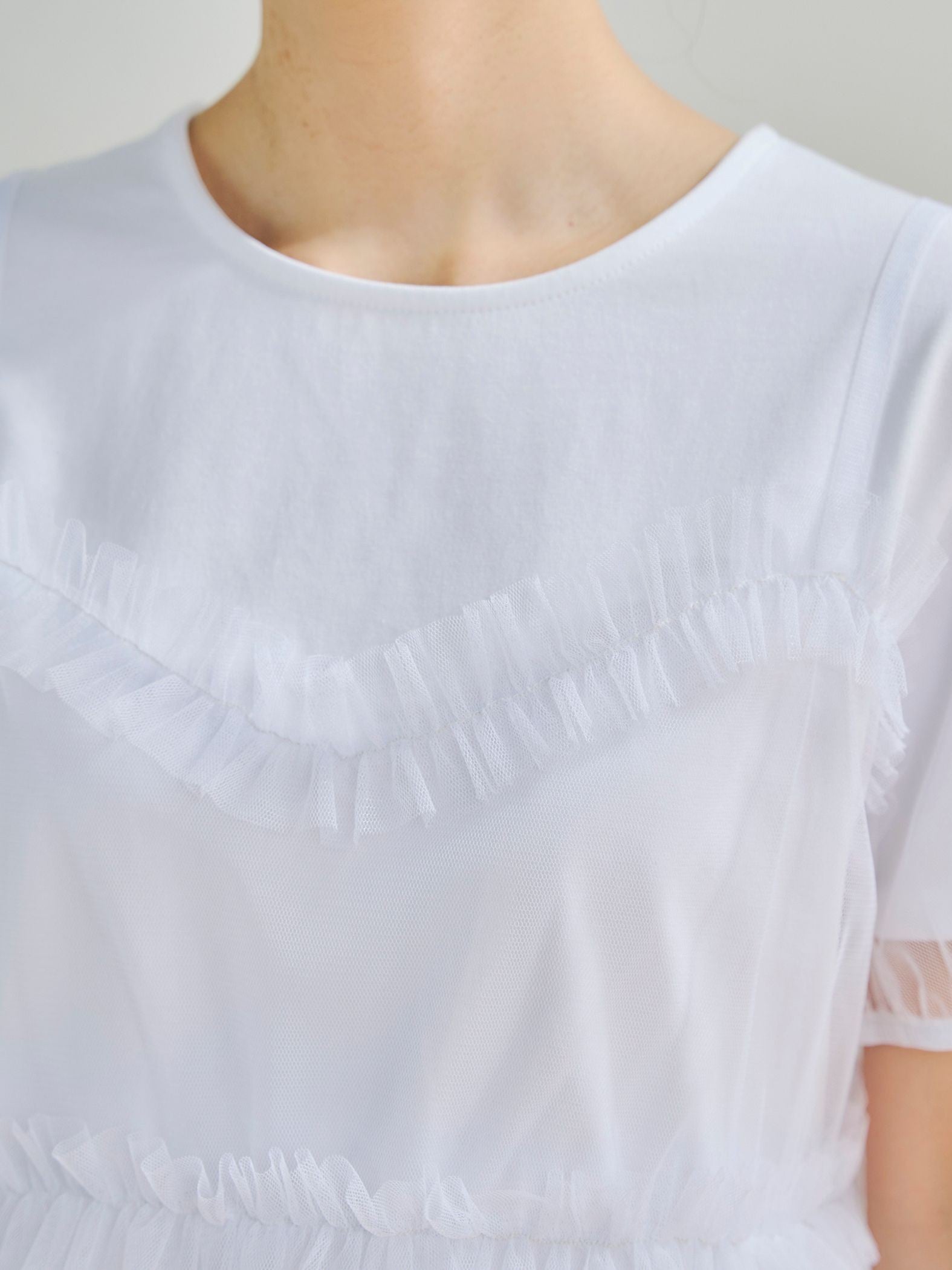 チュールビスチェ付きTシャツ