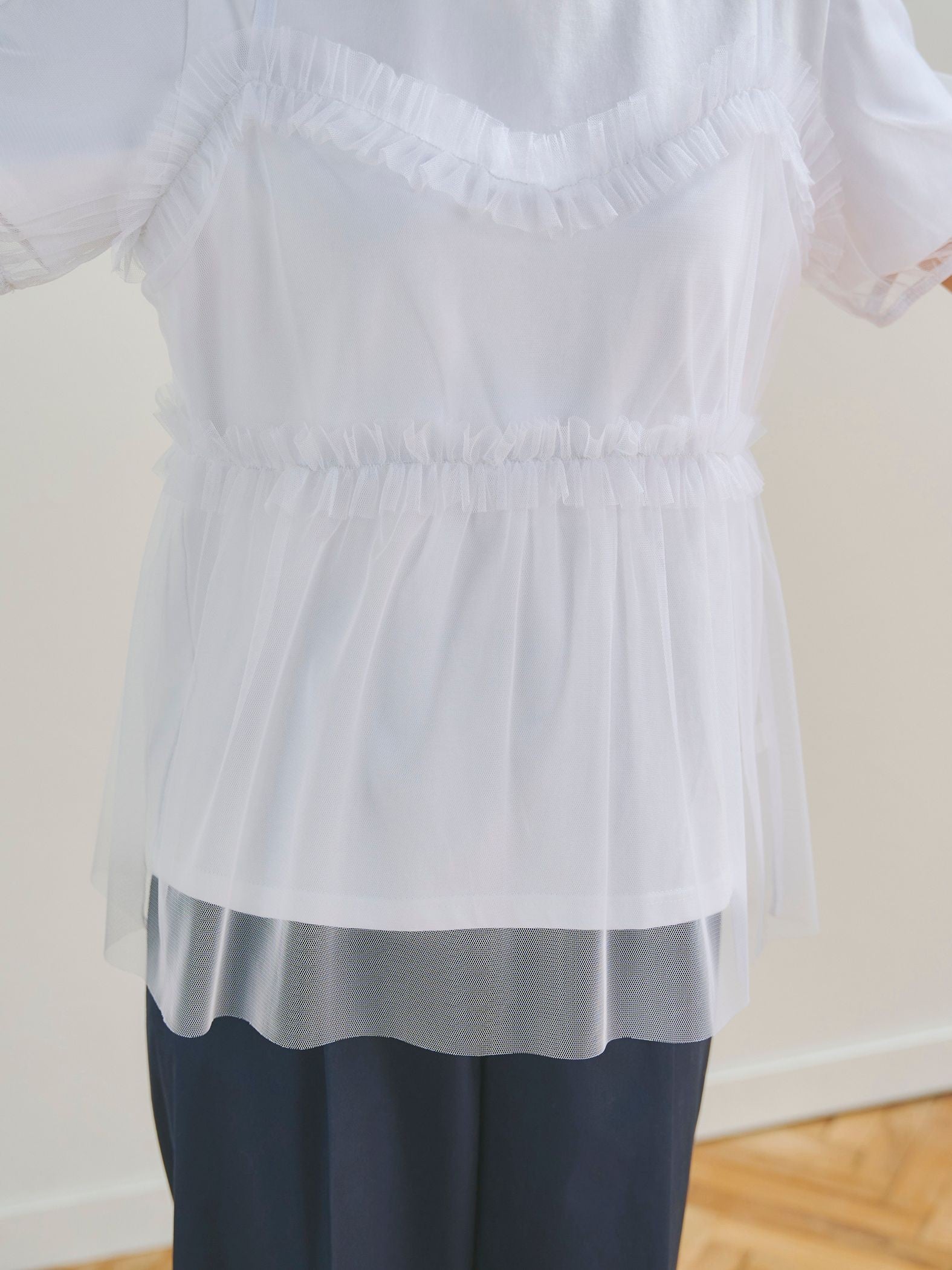 チュールビスチェ付きTシャツ