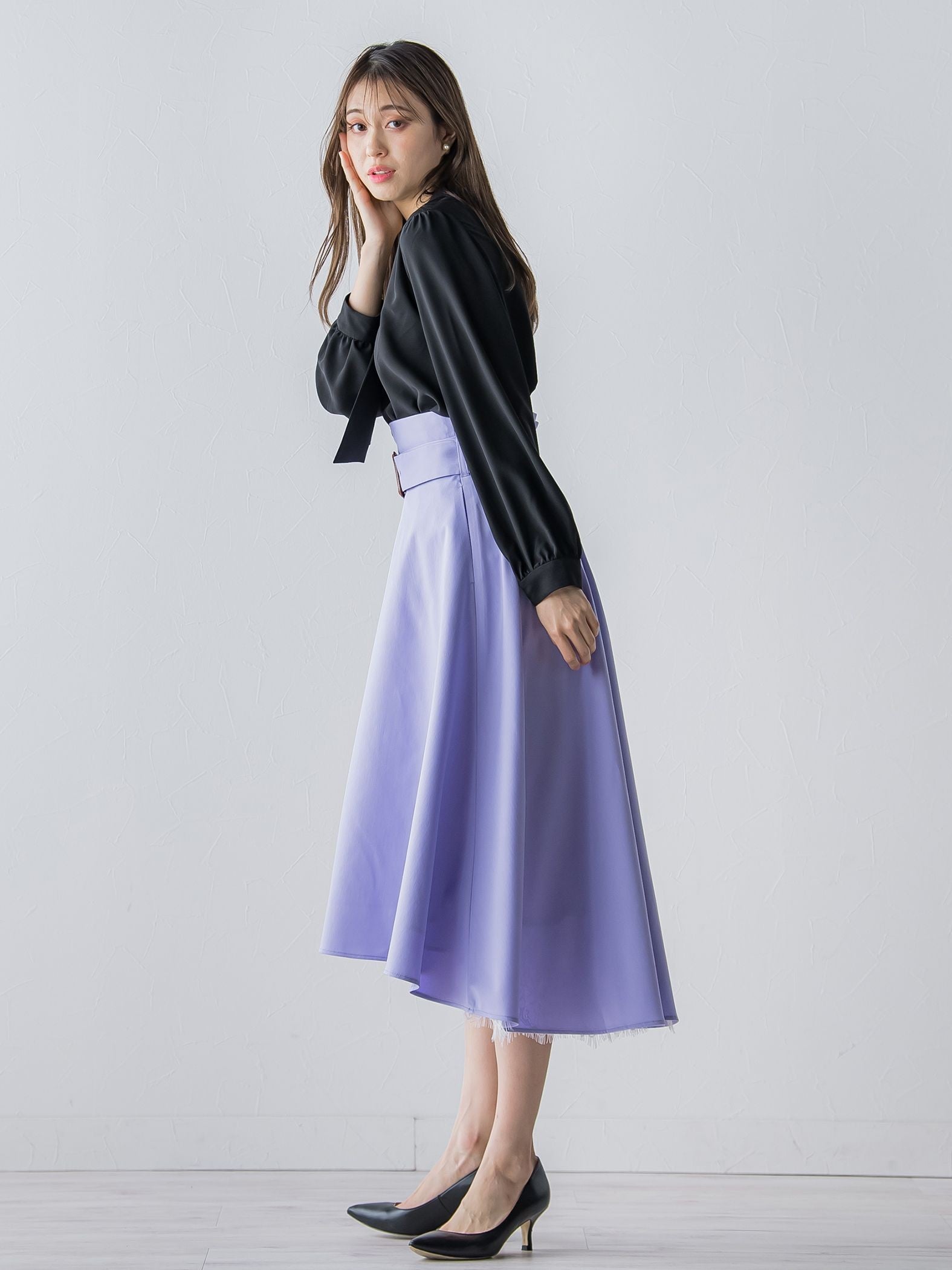 裾レースベルト付きスカート