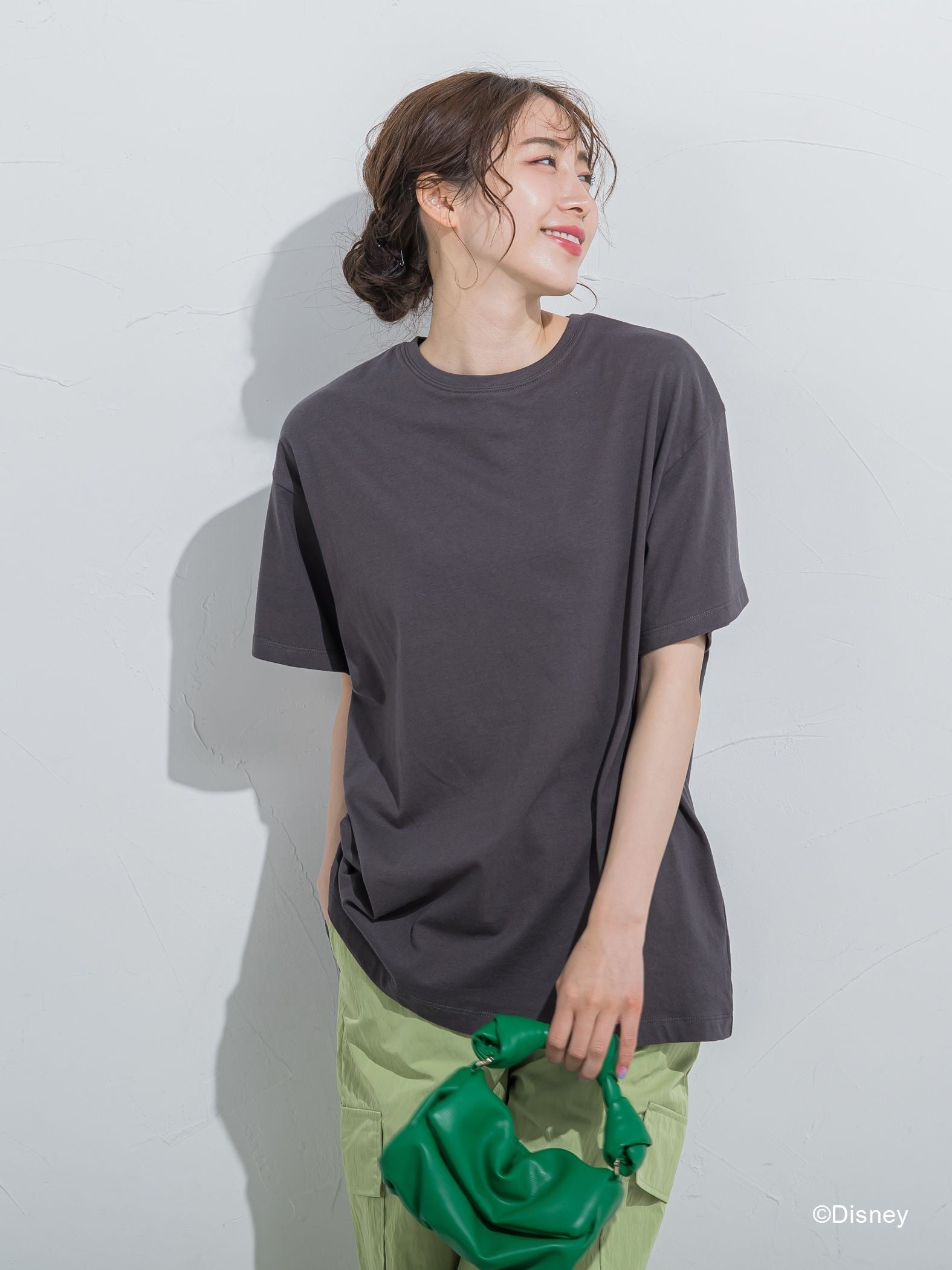 【DISNEY/ディズニー ミッキーマウス】MICKEYオーバーサイズバックプリントTシャツ《洗濯機で洗える》