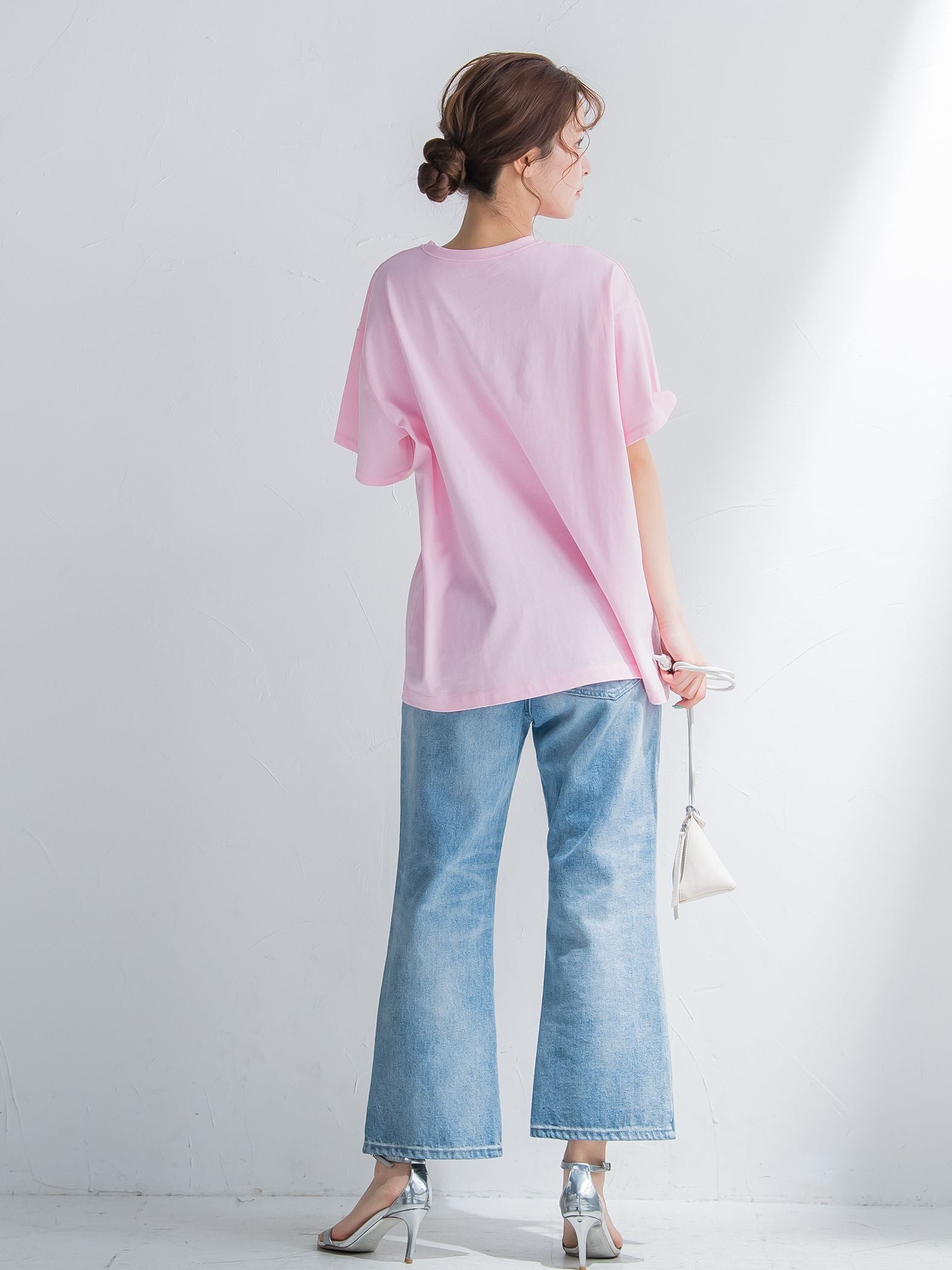 【大人も取り入れやすい】ロゴTシャツ《洗濯機で洗える》