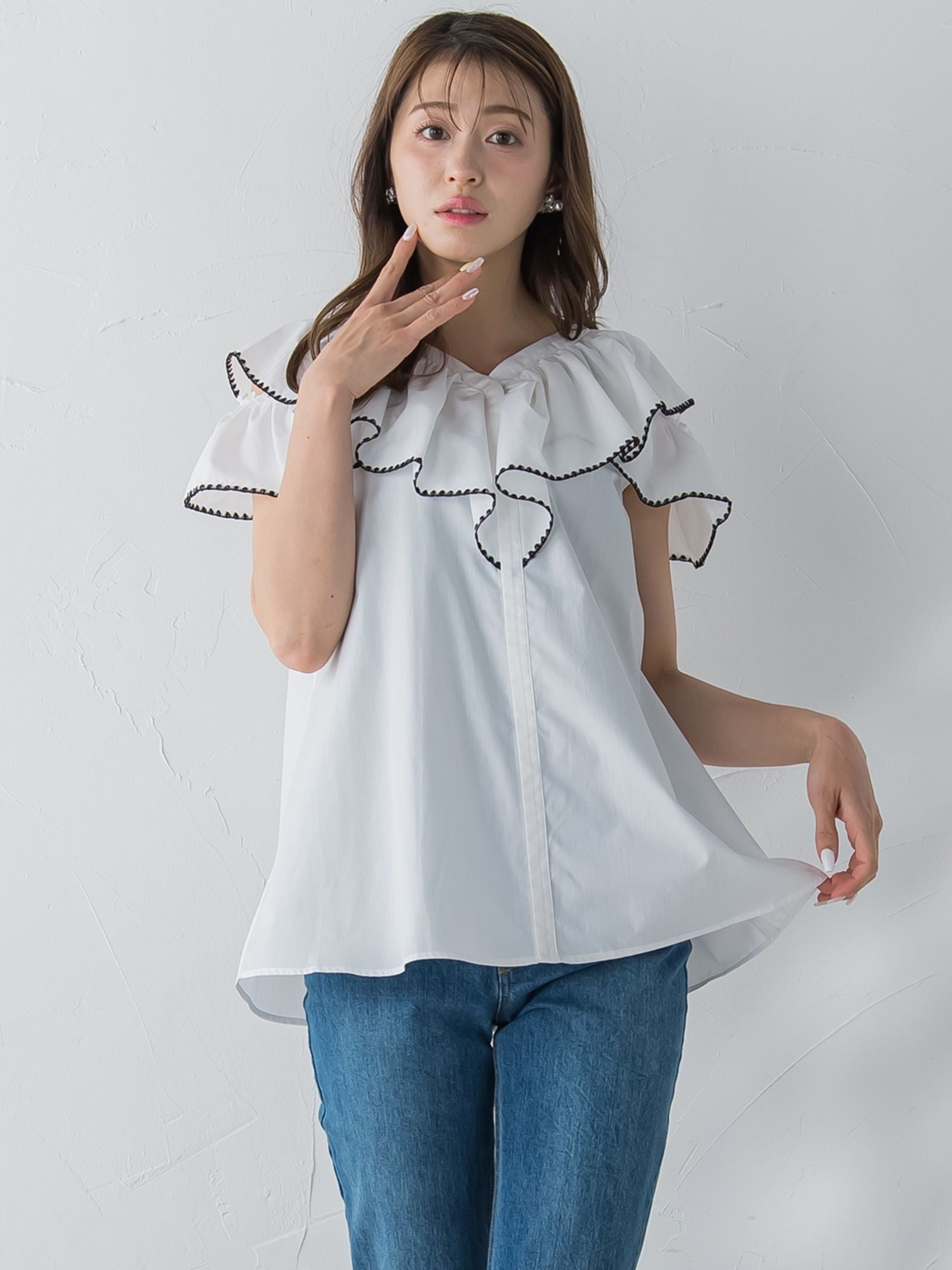 配色刺繍フリルブラウス≪手洗い可能≫