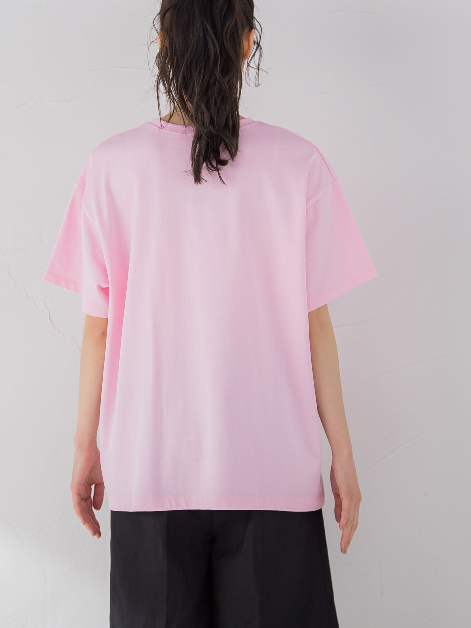 【大人も取り入れやすい】ロゴTシャツ《洗濯機で洗える》
