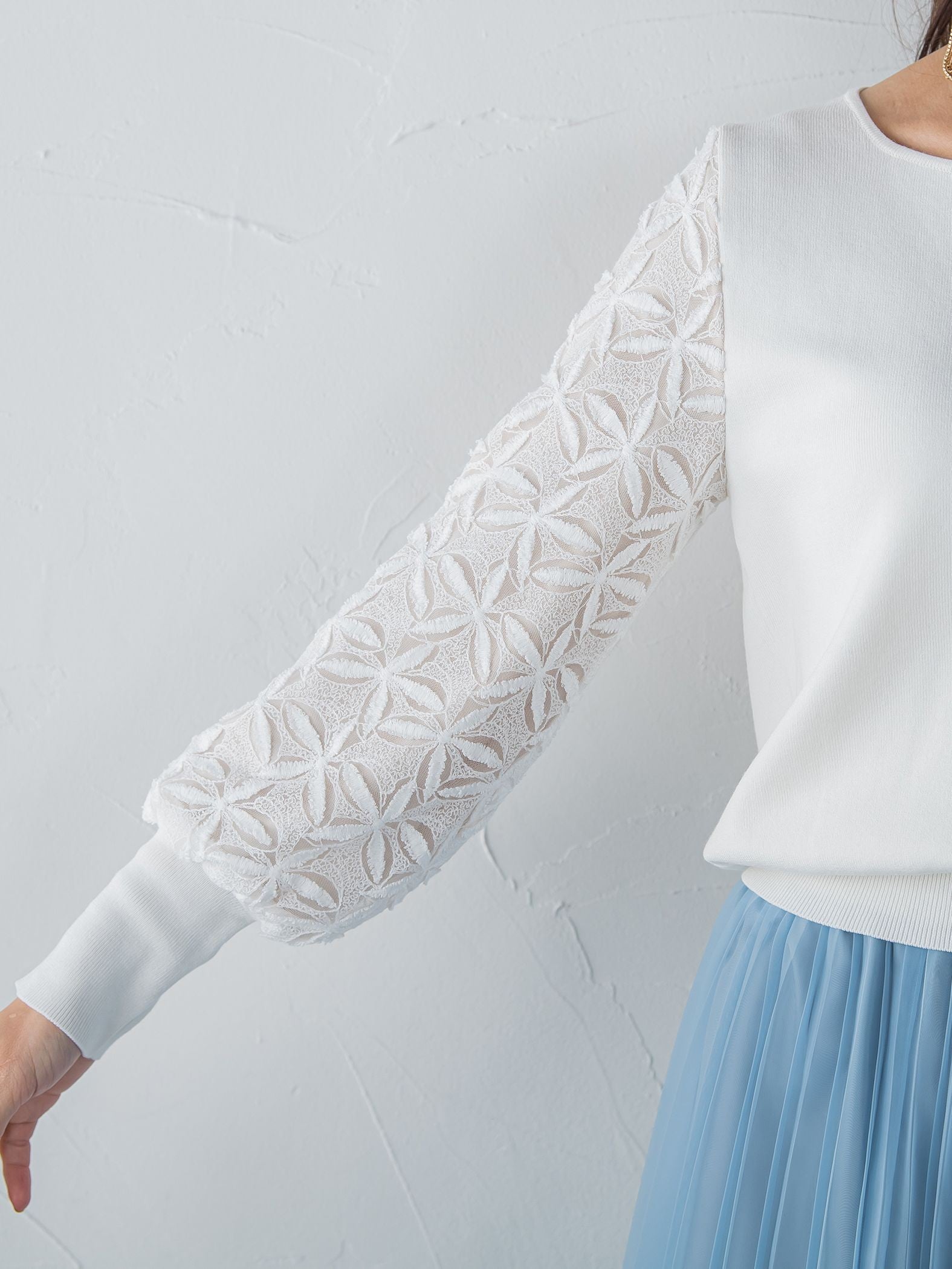袖レース刺繍ニットプルオーバー≪セットアップ対応≫