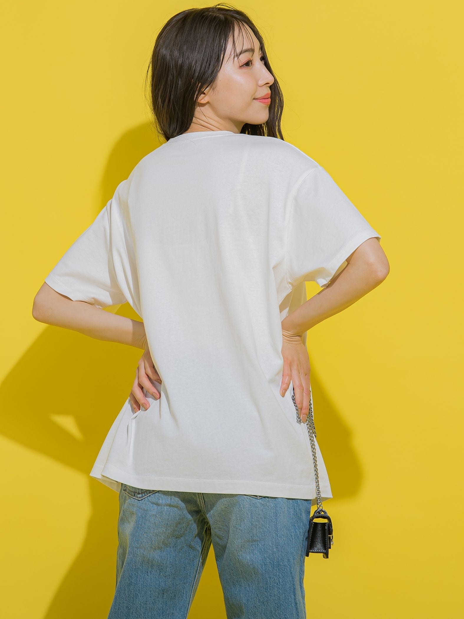 【大人も取り入れやすい】ロゴTシャツ《洗濯機で洗える》
