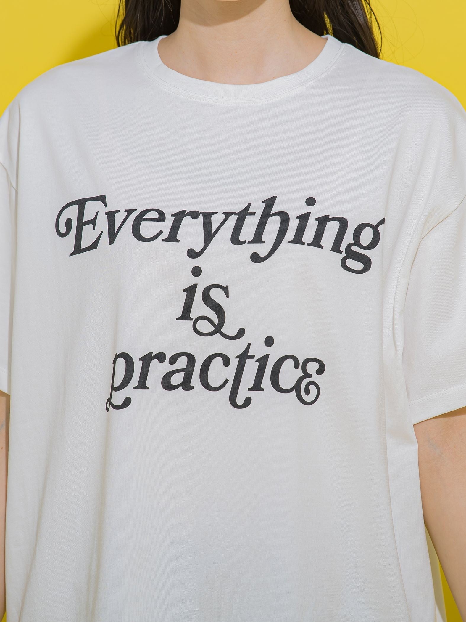 【大人も取り入れやすい】ロゴTシャツ《洗濯機で洗える》