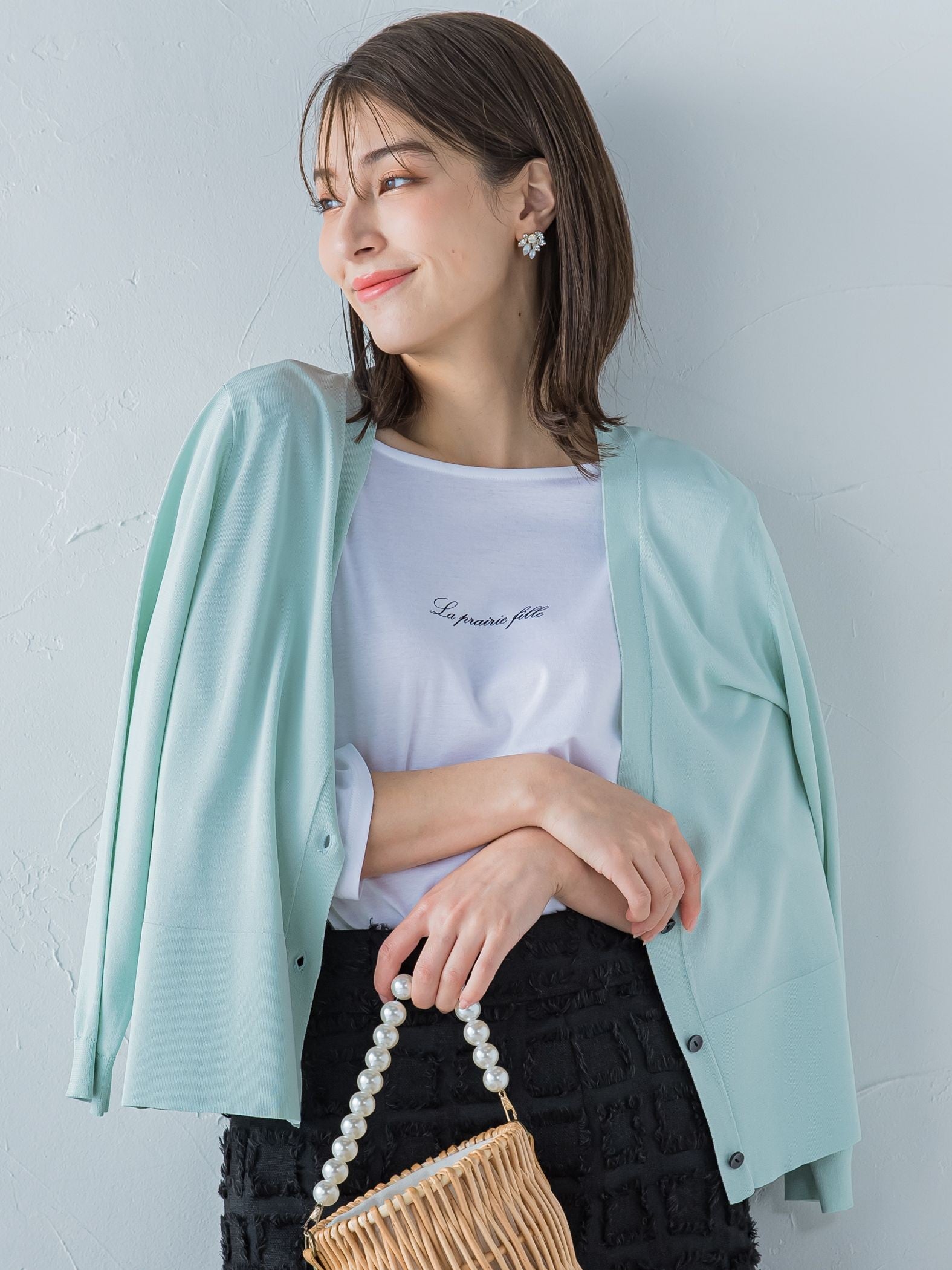 ラウンドカットロゴTシャツ ≪洗濯機で洗える≫