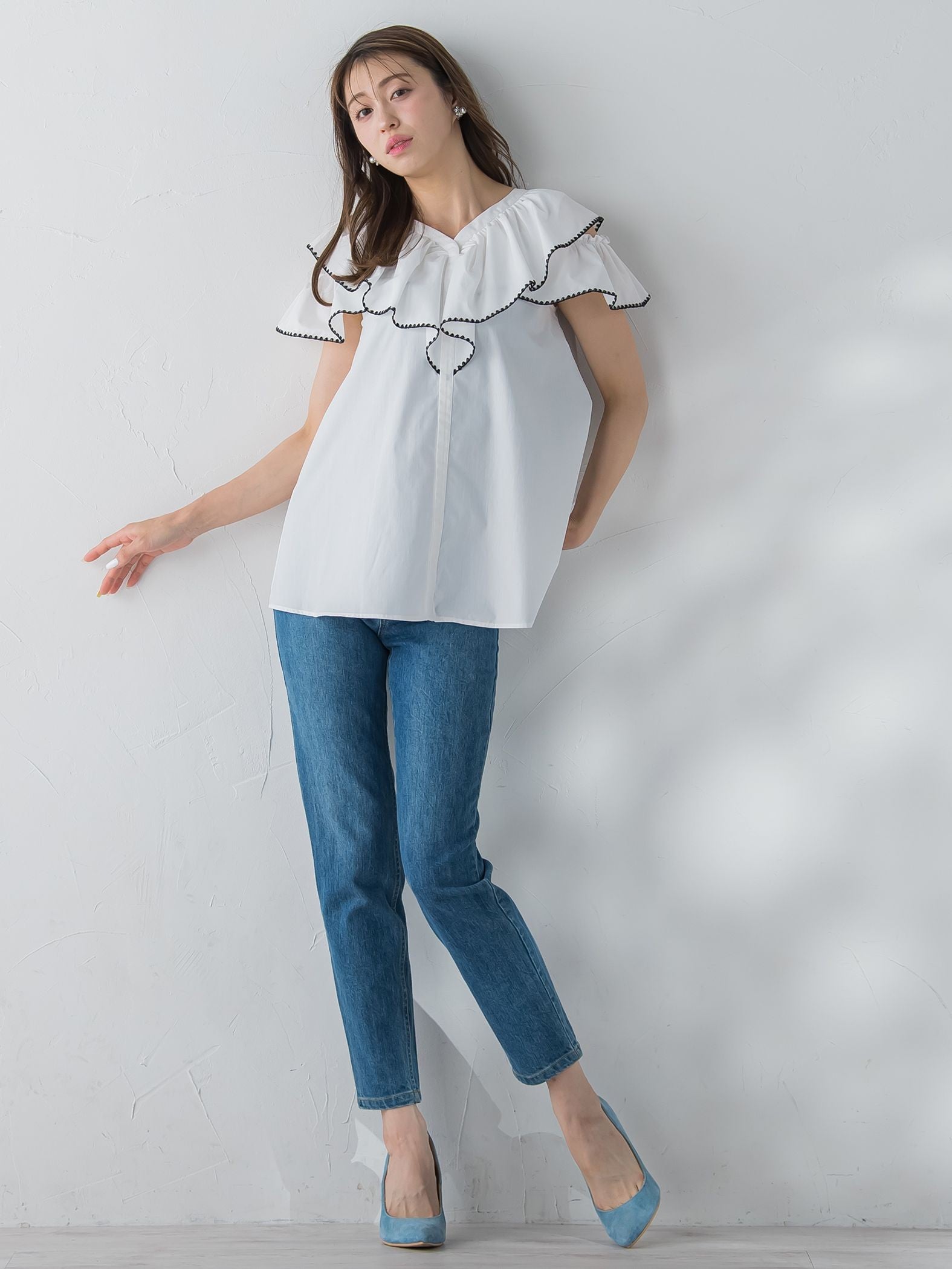 配色刺繍フリルブラウス≪手洗い可能≫