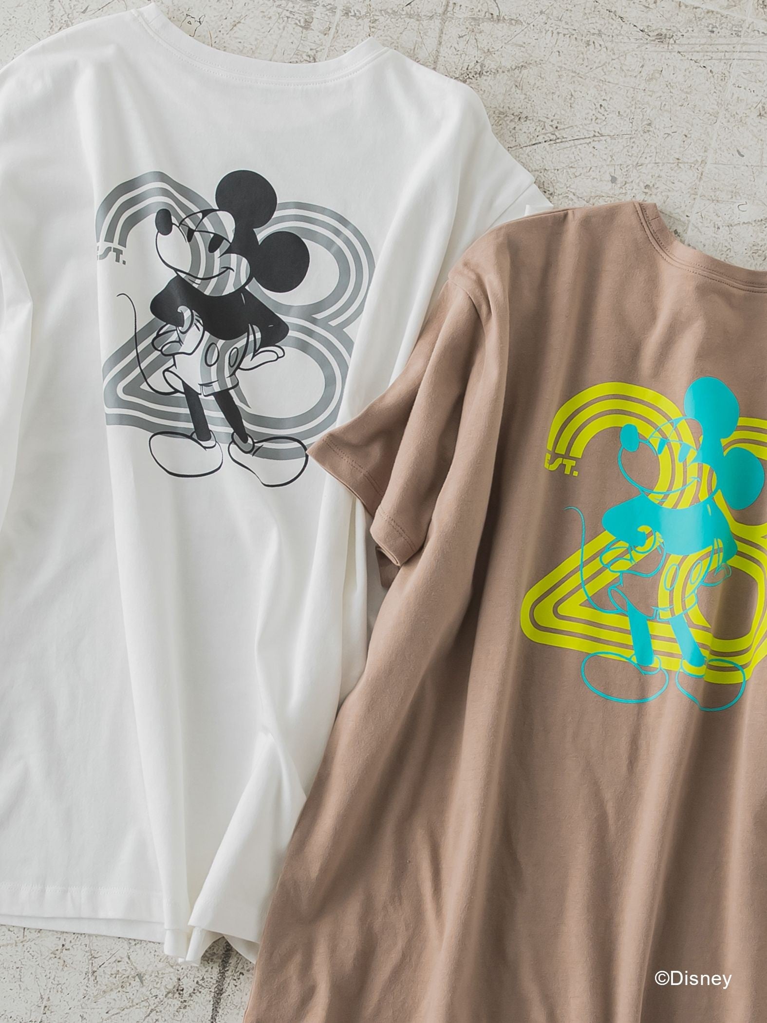 【DISNEY/ディズニー ミッキーマウス】MICKEYオーバーサイズバックプリントTシャツ《洗濯機で洗える》