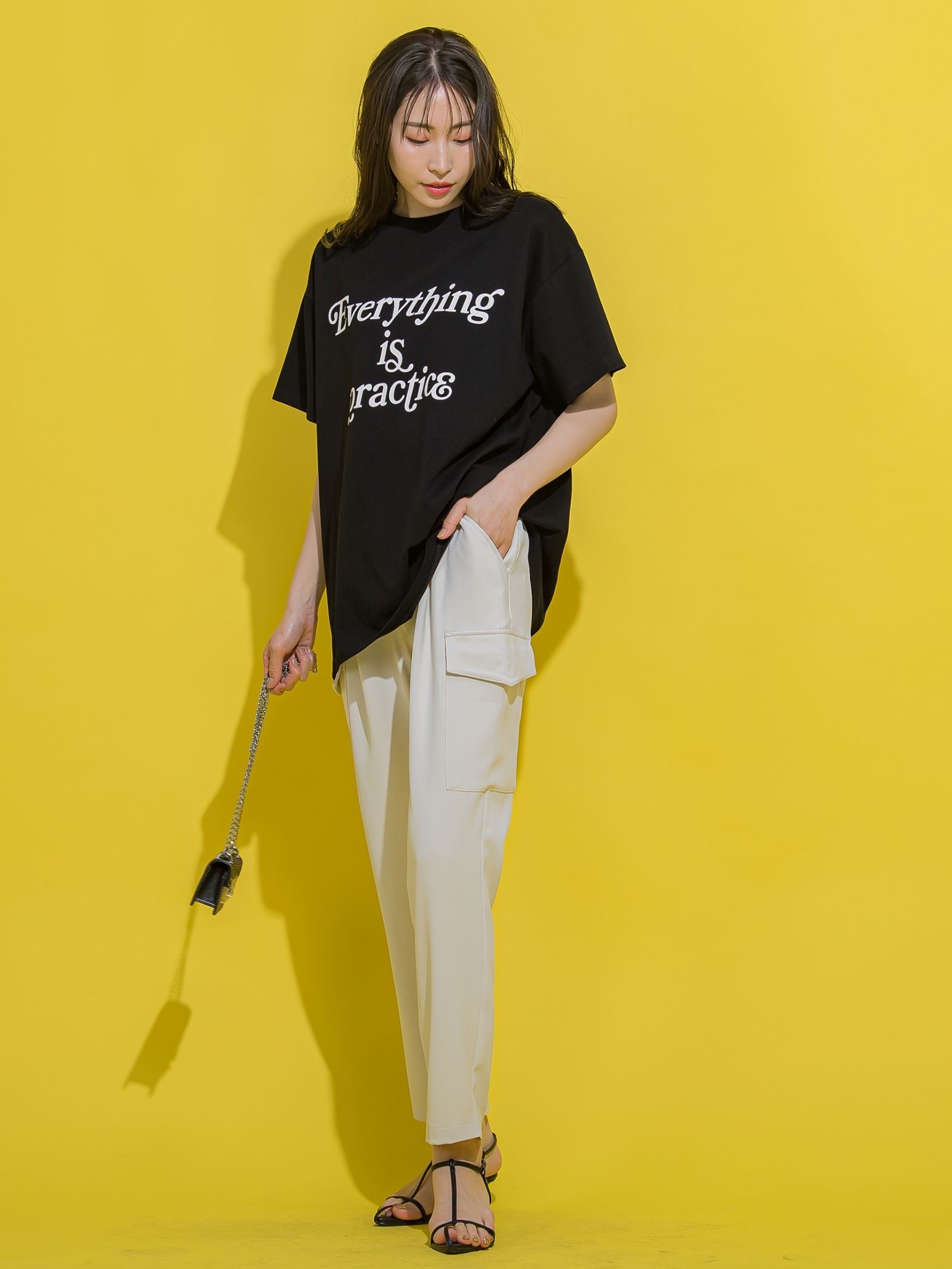 【大人も取り入れやすい】ロゴTシャツ《洗濯機で洗える》