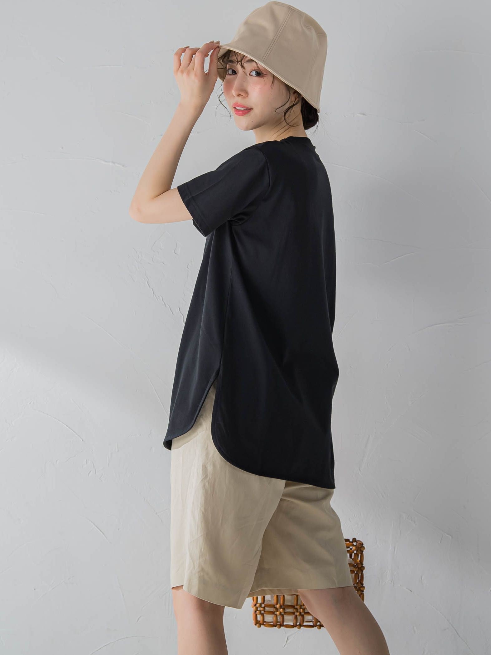【一枚で決まる大人のTシャツ】ワンポイント刺繍Tシャツ《洗濯機で洗える》