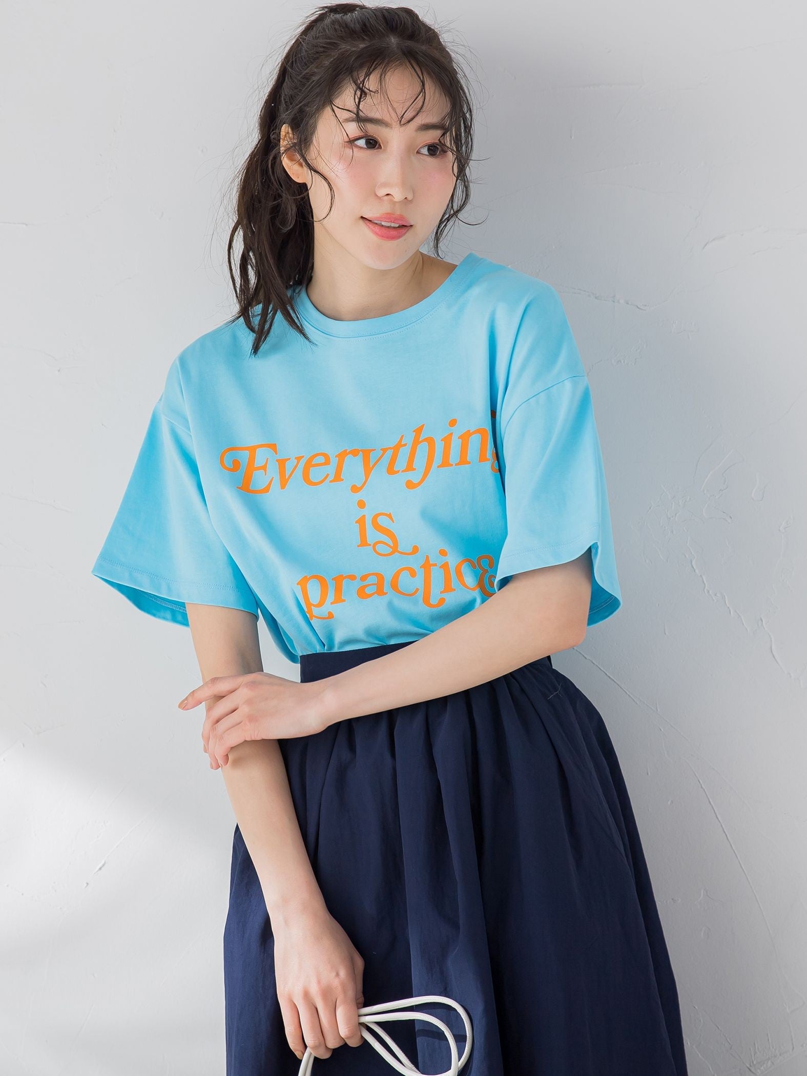 【大人も取り入れやすい】ロゴTシャツ《洗濯機で洗える》