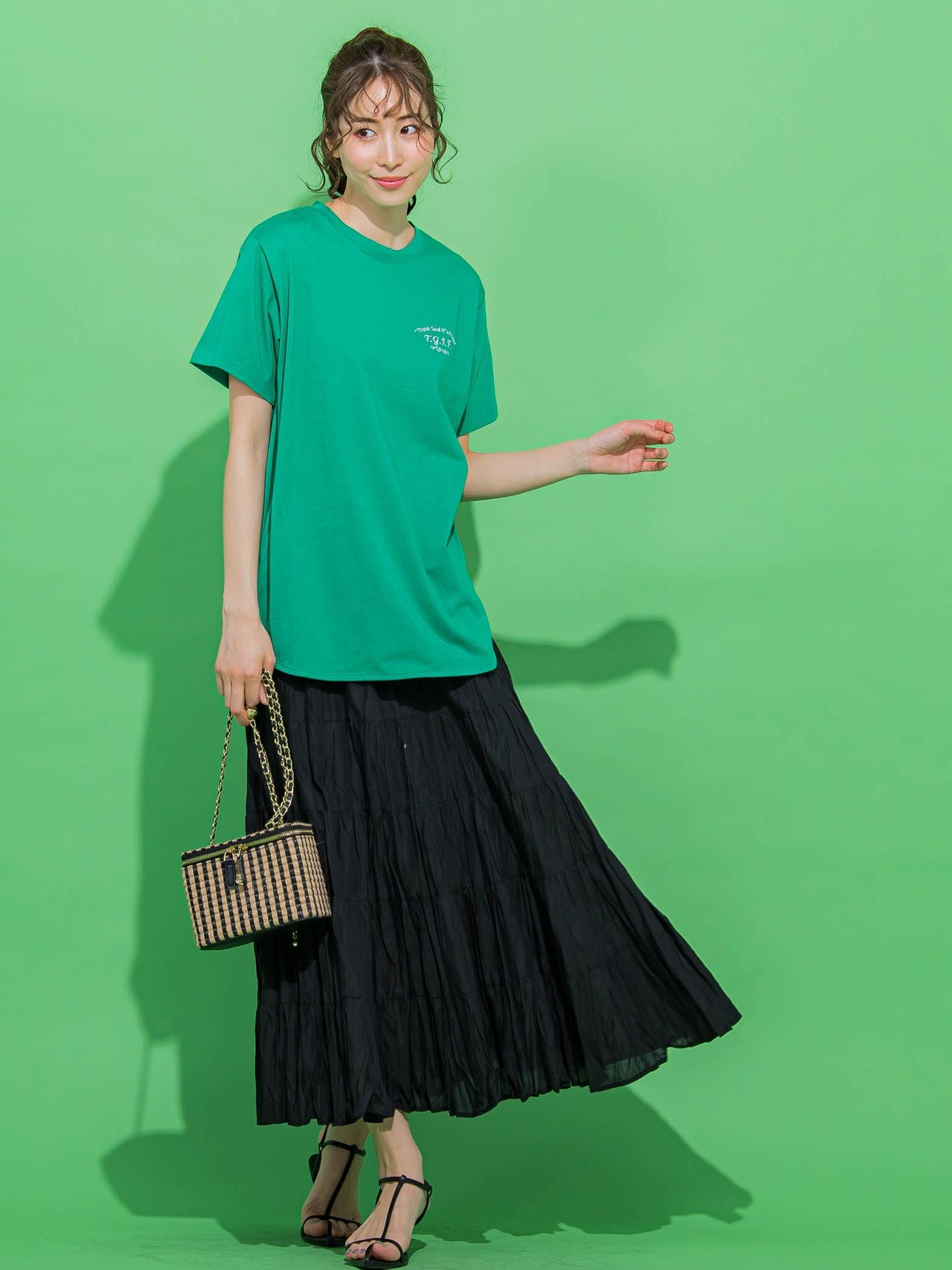 【一枚で決まる大人のTシャツ】ワンポイント刺繍Tシャツ《洗濯機で洗える》