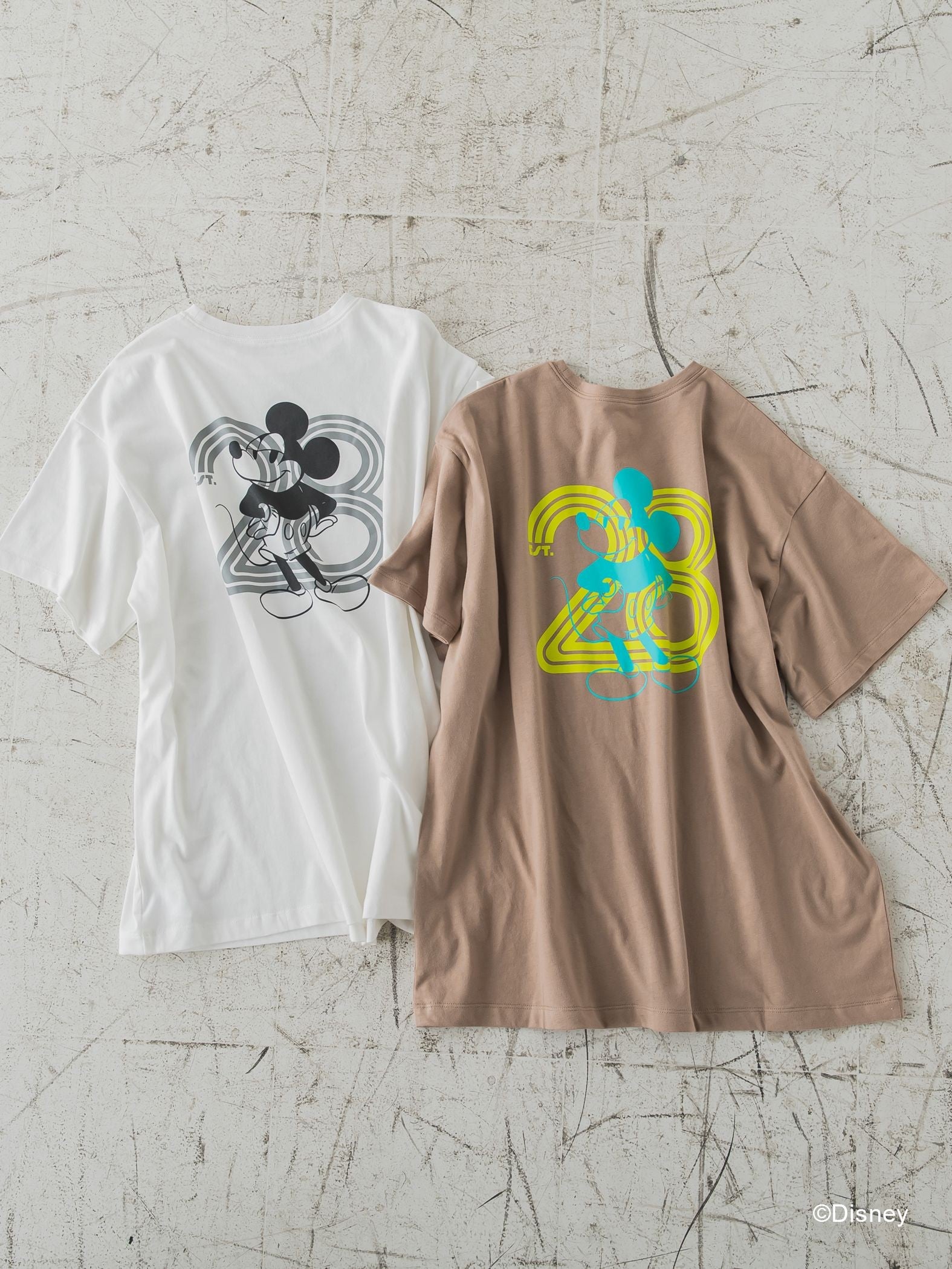 【DISNEY/ディズニー ミッキーマウス】MICKEYオーバーサイズバックプリントTシャツ《洗濯機で洗える》
