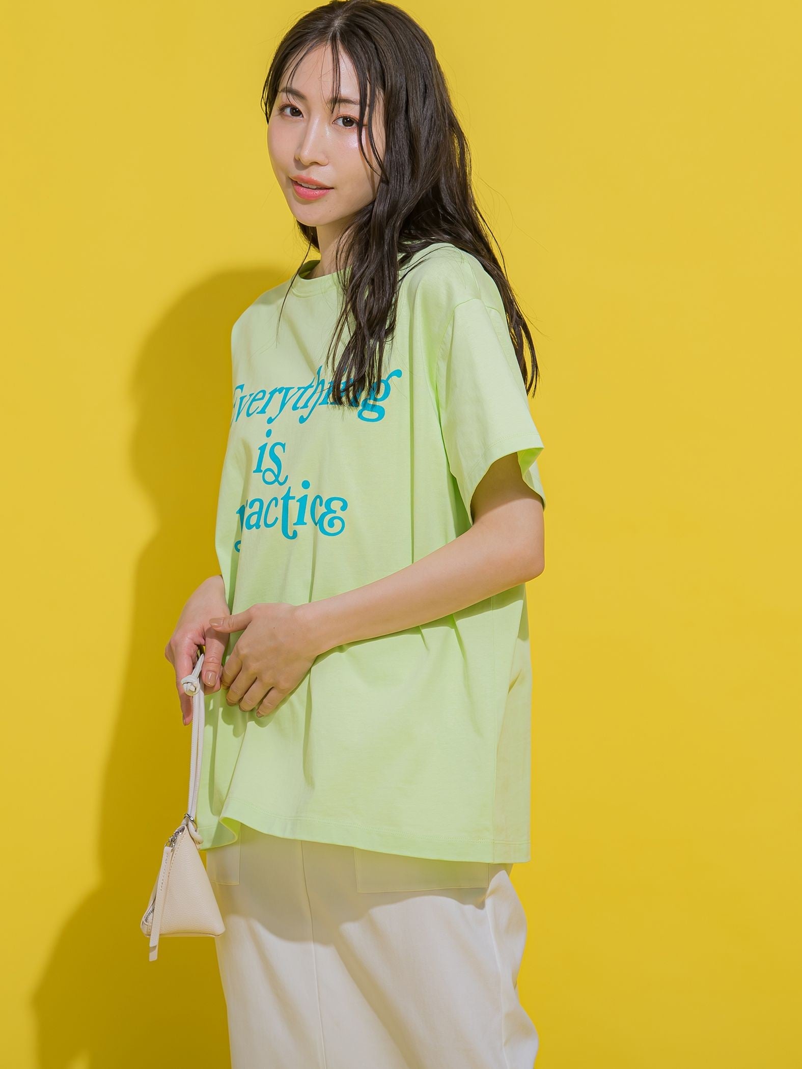 【大人も取り入れやすい】ロゴTシャツ《洗濯機で洗える》