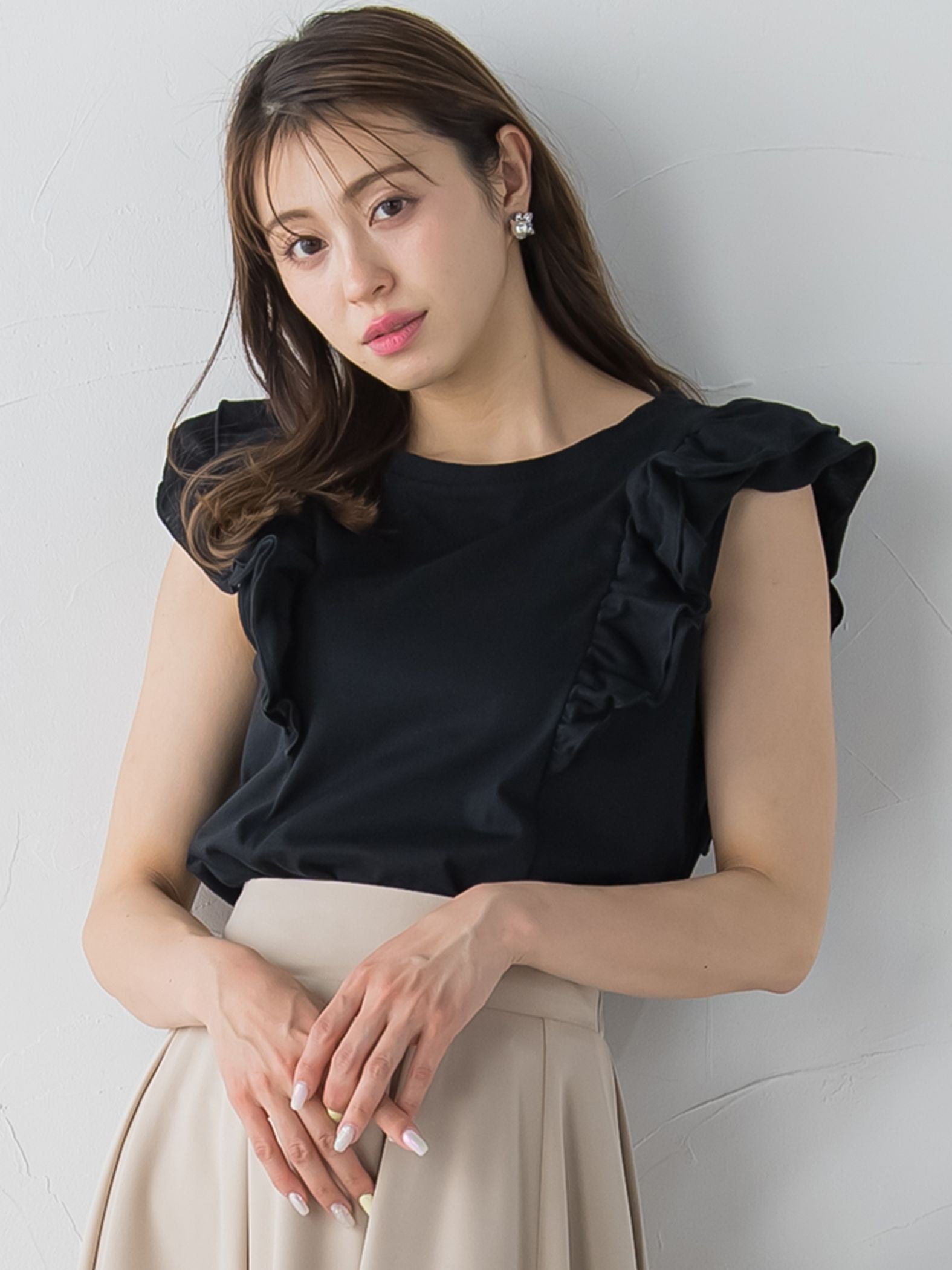 ショルダーフリルカットソー≪手洗い可能≫