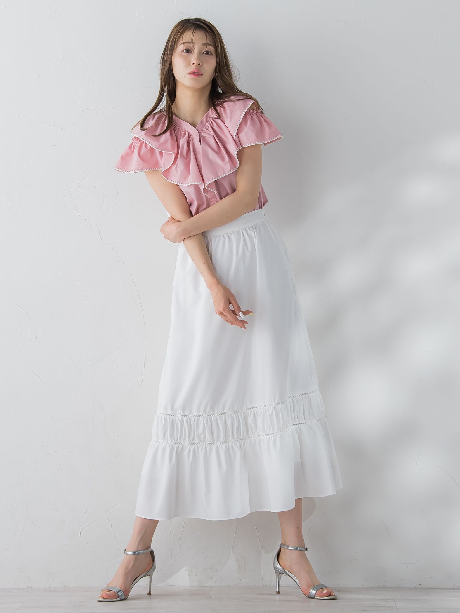 配色刺繍フリルブラウス≪手洗い可能≫