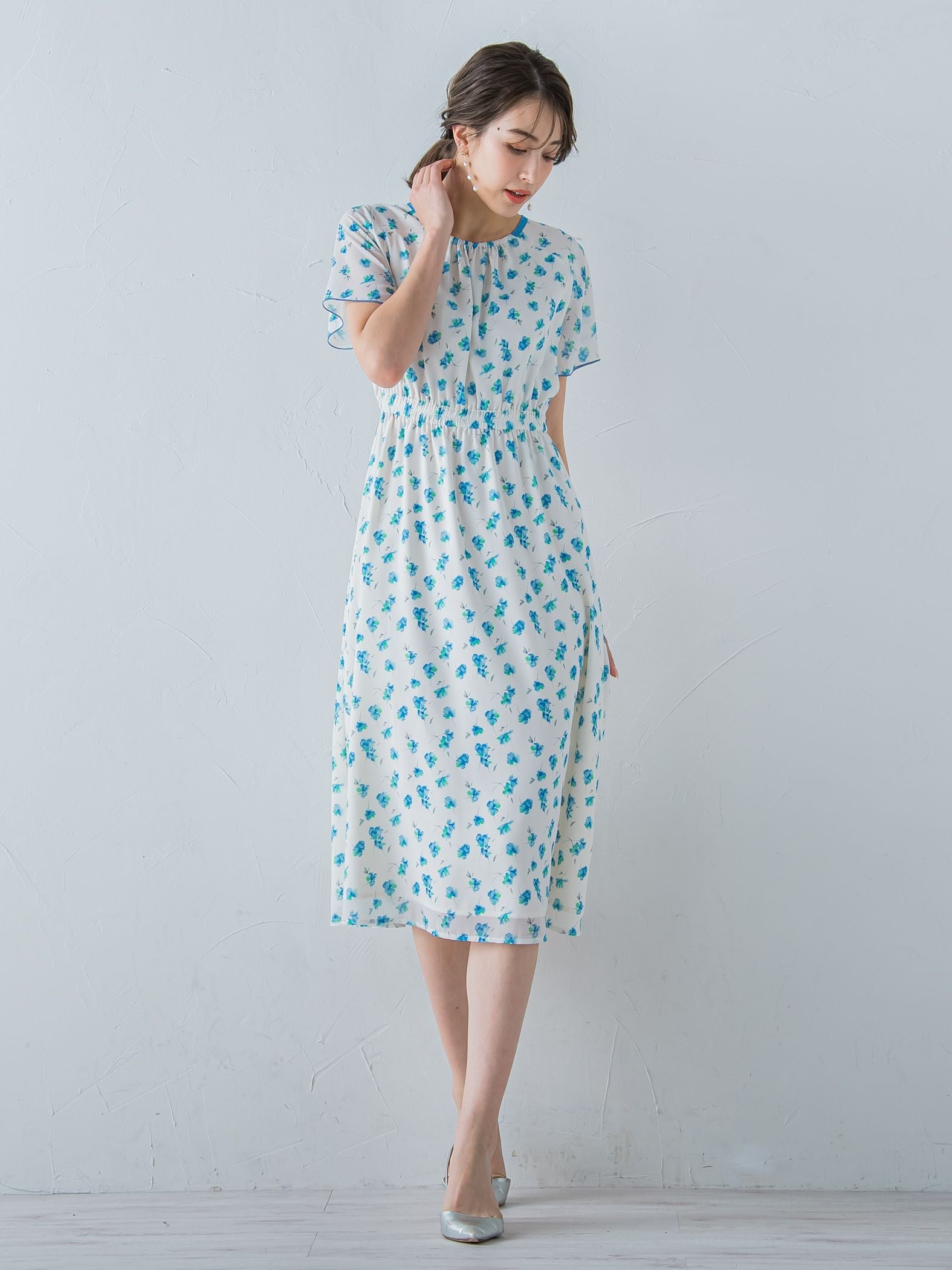 小花柄シアーワンピース ≪洗濯機で洗える≫